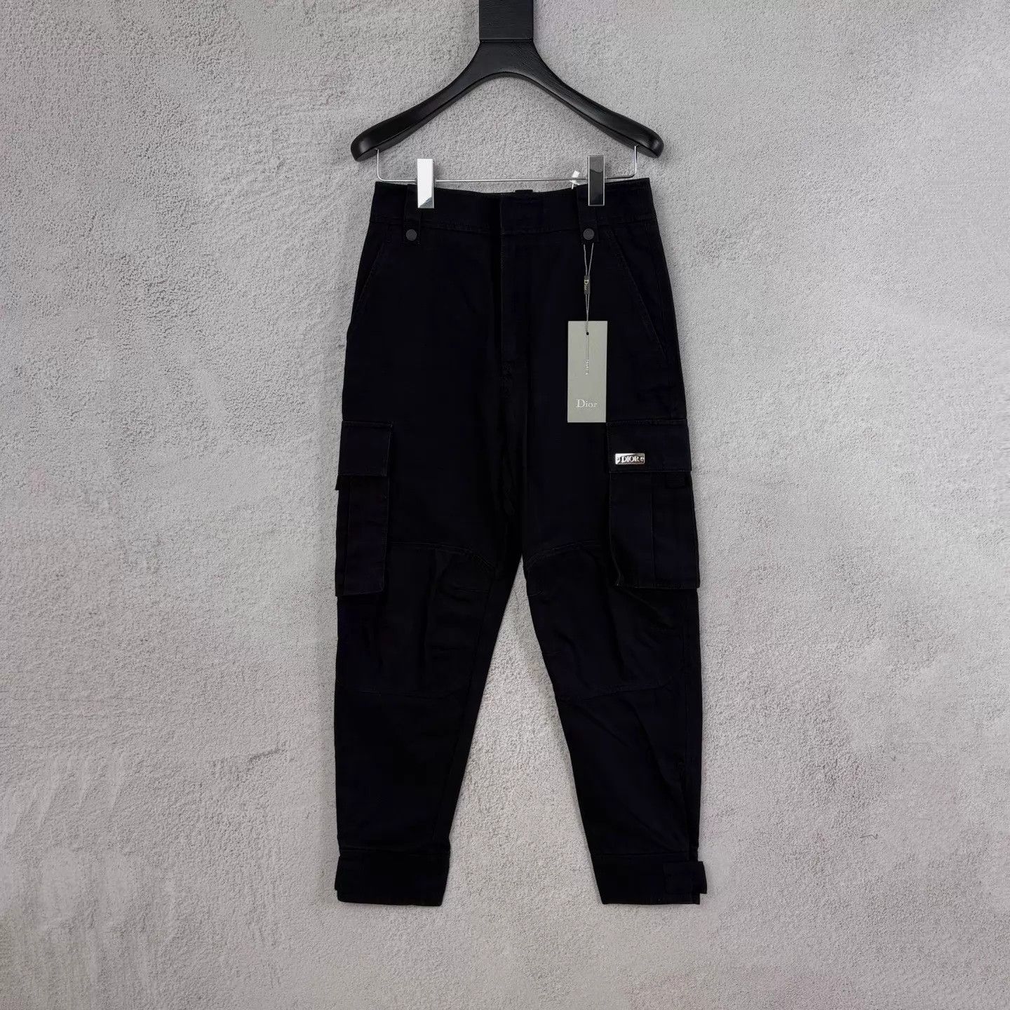 Dior Dior Metal Plaque Cargo Pants Black Size US 28 / EU 44 - 1 Thumbnail