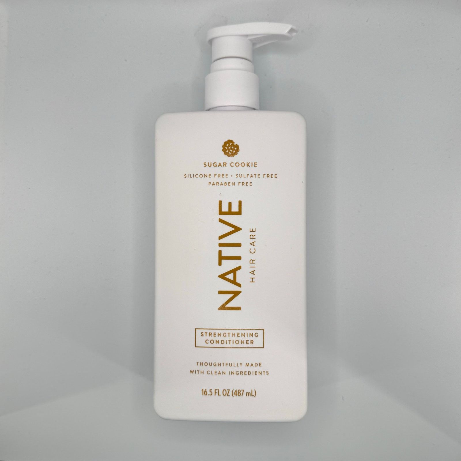 Other New Holiday NATIVE Sugar Cookie Strengthening Conditioner Size ONE SIZE - 1 Thumbnail