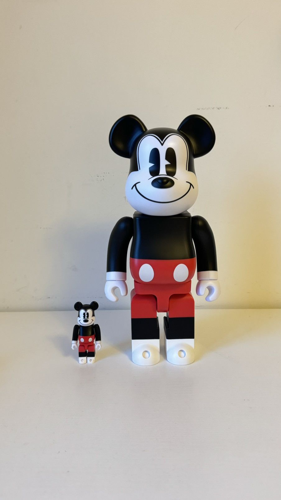 image of Medicom Bearbrick Bearbrick Mickey Mouse 2020 100% & 400% Set in Black/Red, Men's