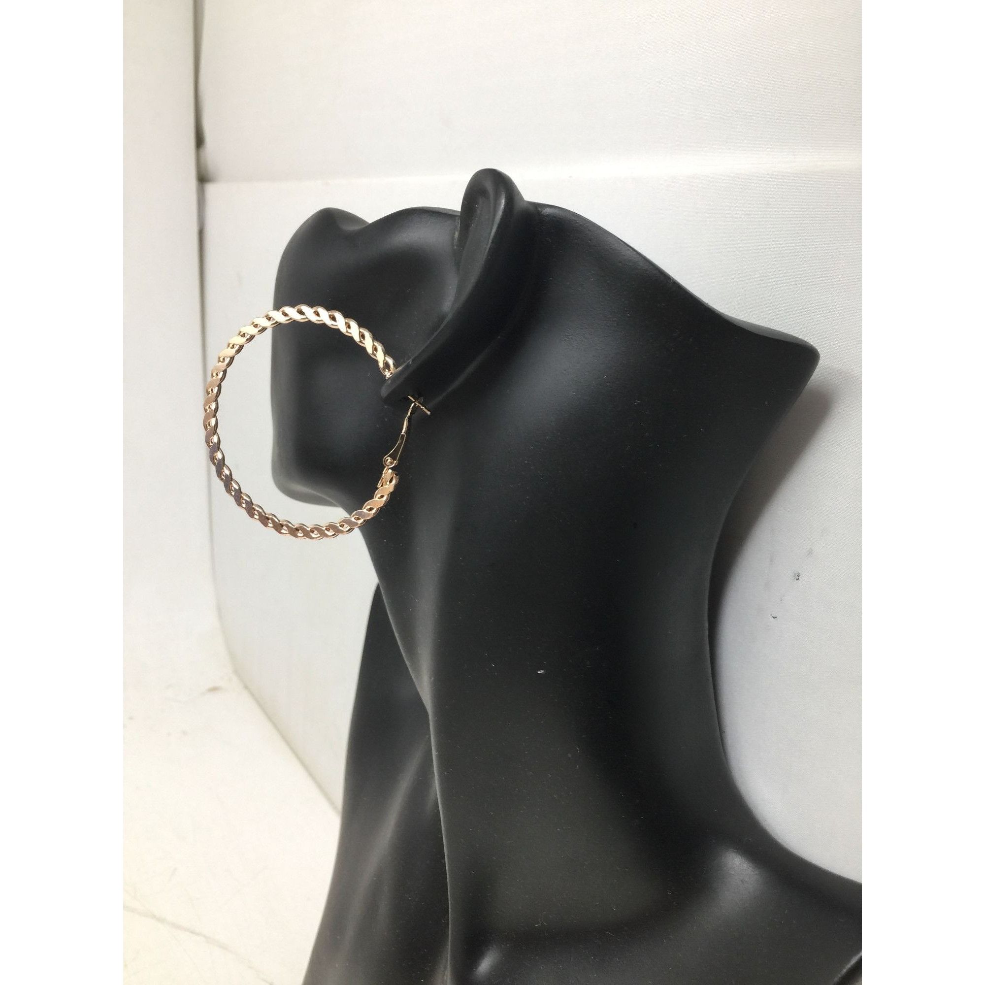Other Women's Rose Gold Twisted Hoop Earrings (Like new) Size ONE SIZE - 2 Thumbnail