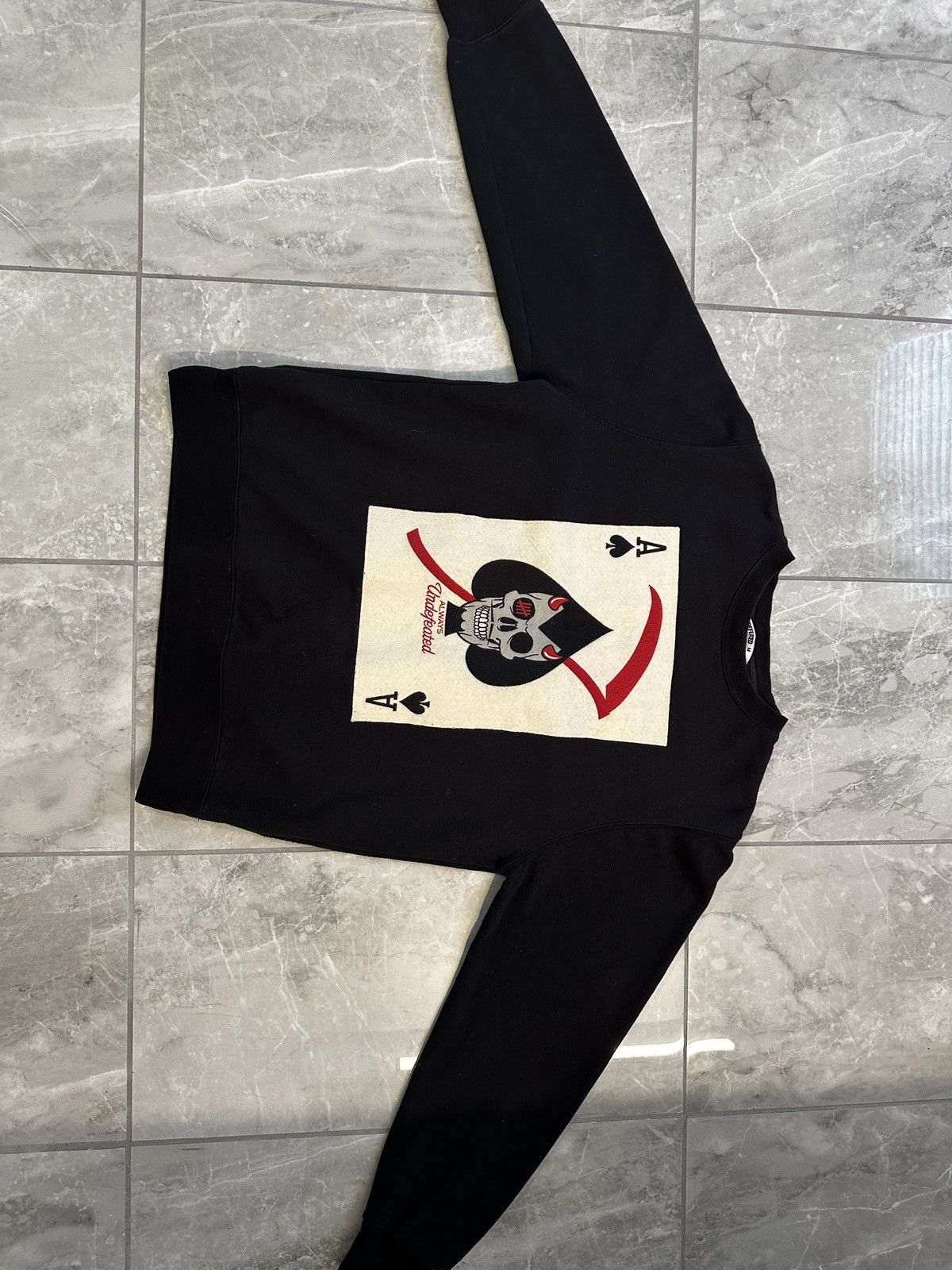 Undefeated Undefeated Ace of Spades Crewneck Size US M / EU 48-50 / 2 - 2 Thumbnail