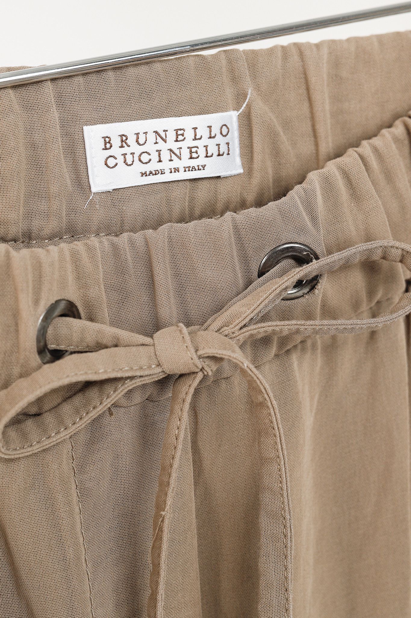 Brunello Cucinelli Brunello Cucinelli SS/15 Taupe Cotton Sheer-Stripe Joggers Size 28" / US 6 / IT 42 - 4 Thumbnail
