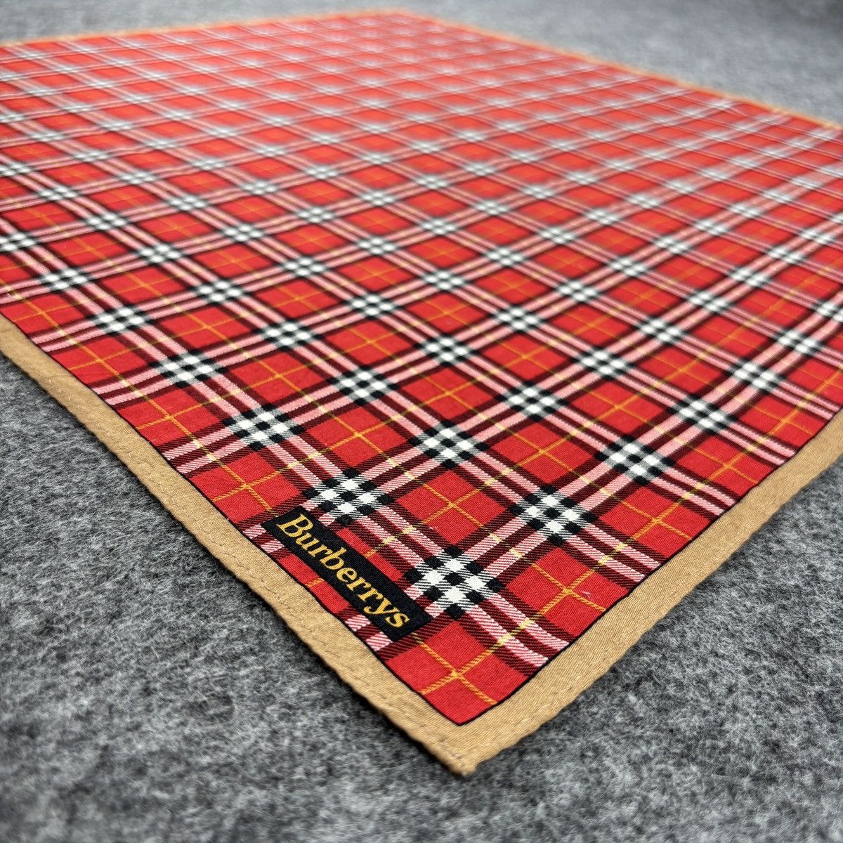 Burberry × Vintage Handkerchief # E016 # Bandana # Neckerchief Size ONE SIZE - 5 Thumbnail