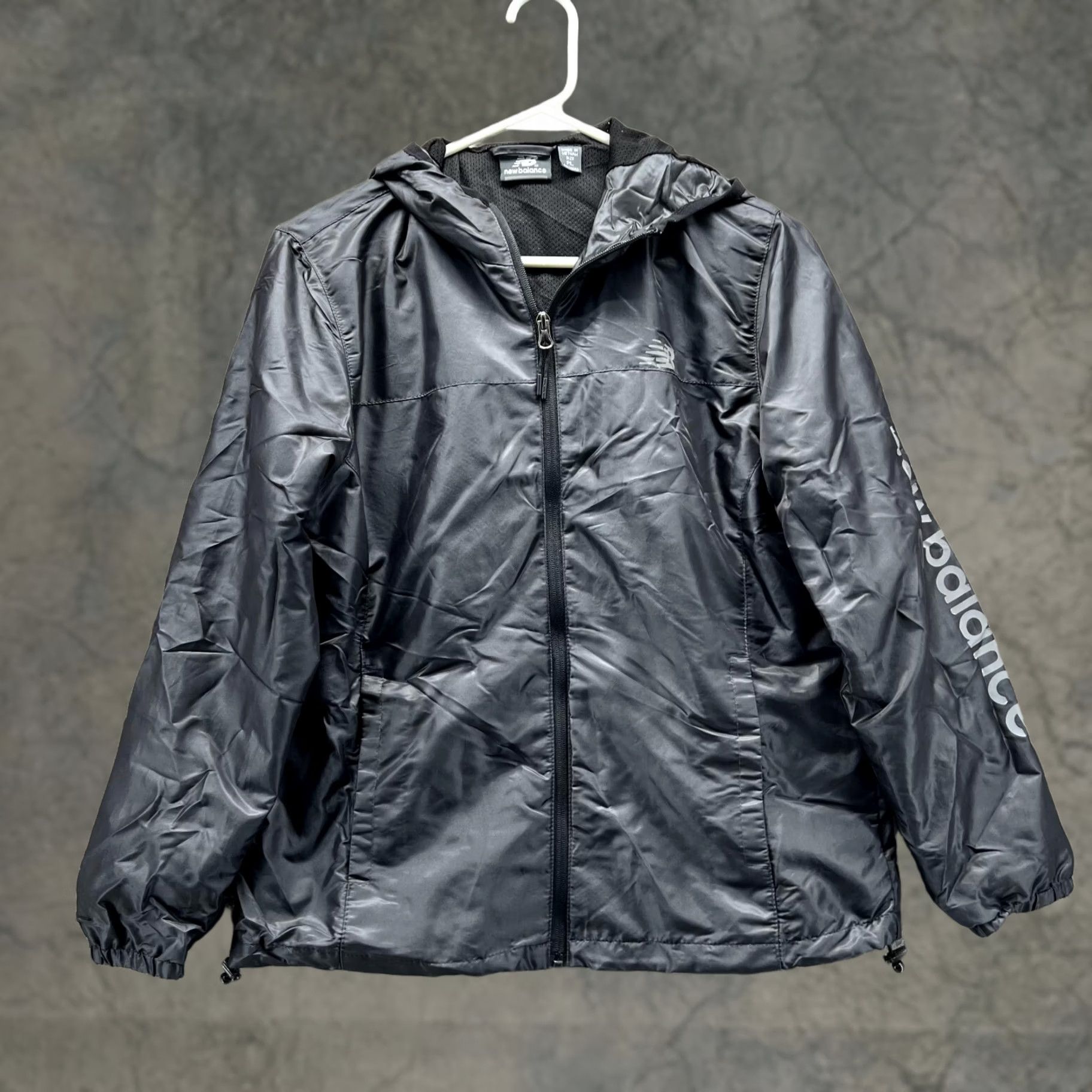 New Balance New Balance Women PL Petite Black Full Zip Hoodie Polyester Windbreaker Size L / US 10 / IT 46 - 1 Thumbnail