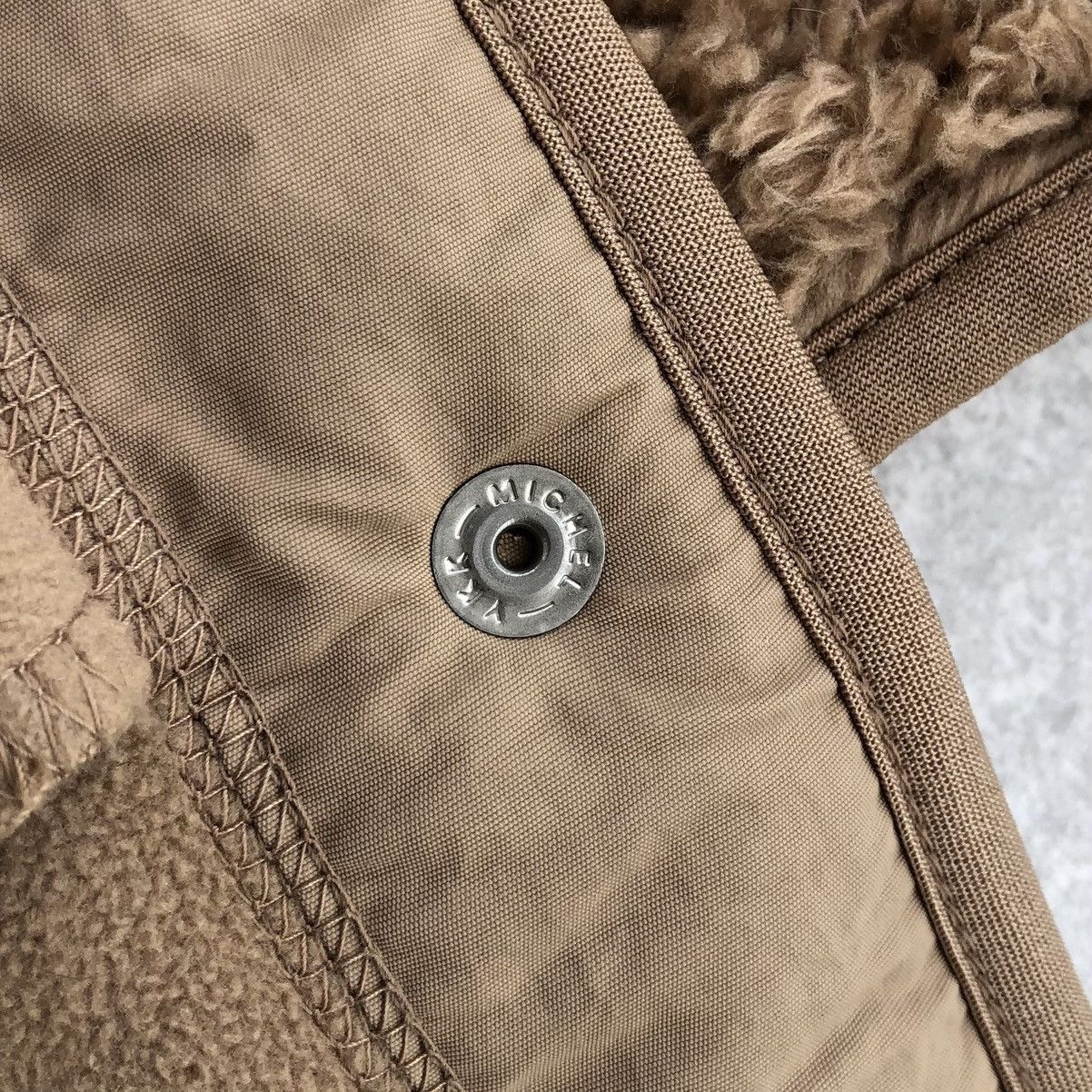Uniqlo Uniqlo Sherpa coat Jacket Size US M / EU 48-50 / 2 - 12 Thumbnail
