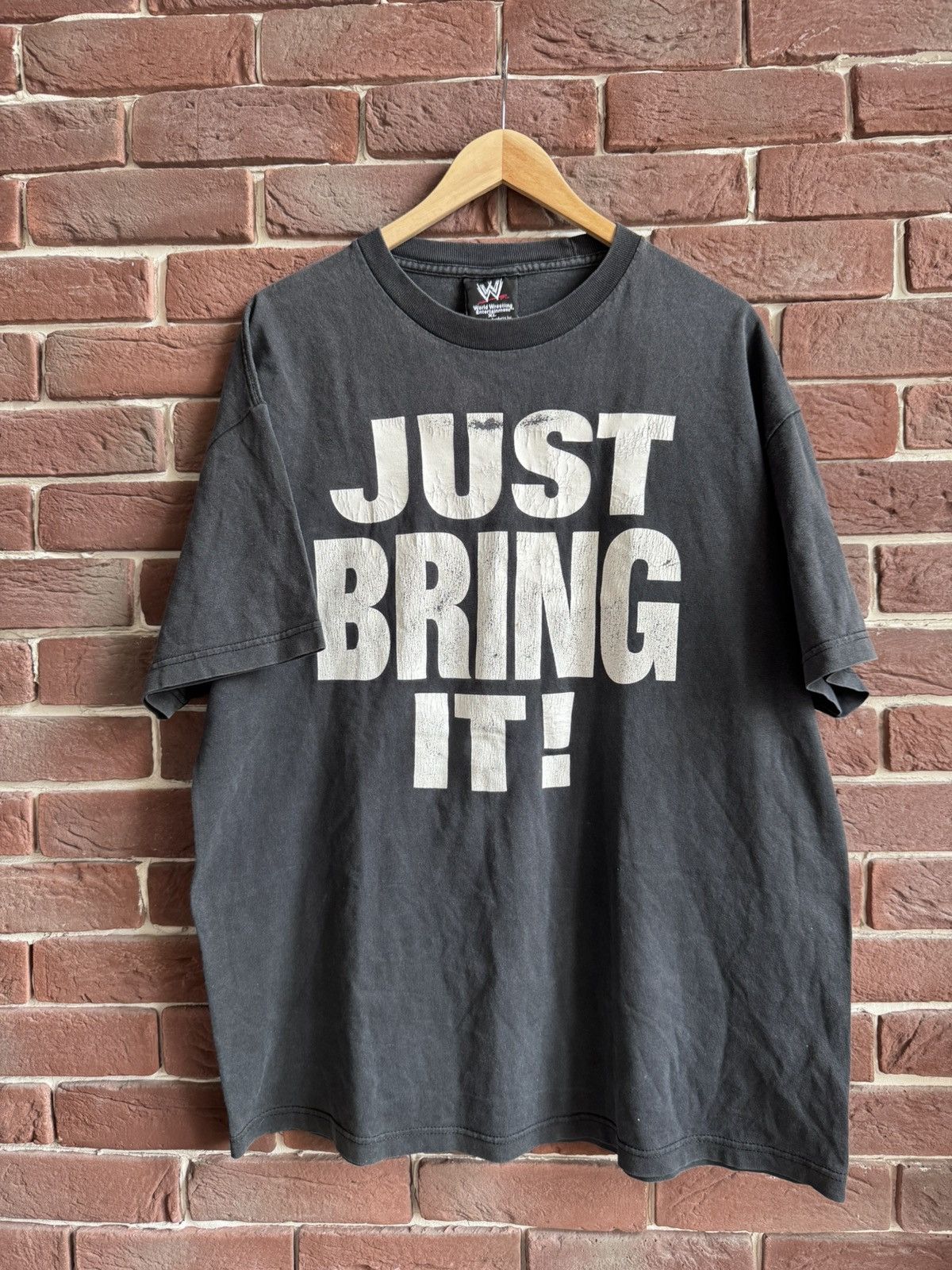Vintage Vintage 00s WWE WWF The Rock Just Bring It Black Vintage Tee Size US XL / EU 56 / 4 - 1 Thumbnail