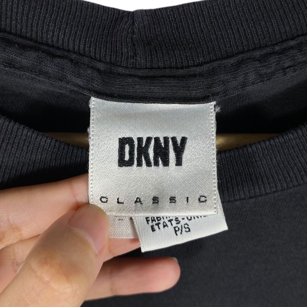 DKNY Vintage DKNY CLASSIC Graphic Women Tops Tee Shirt Small Size Size S / US 4 / IT 40 - 6 Thumbnail