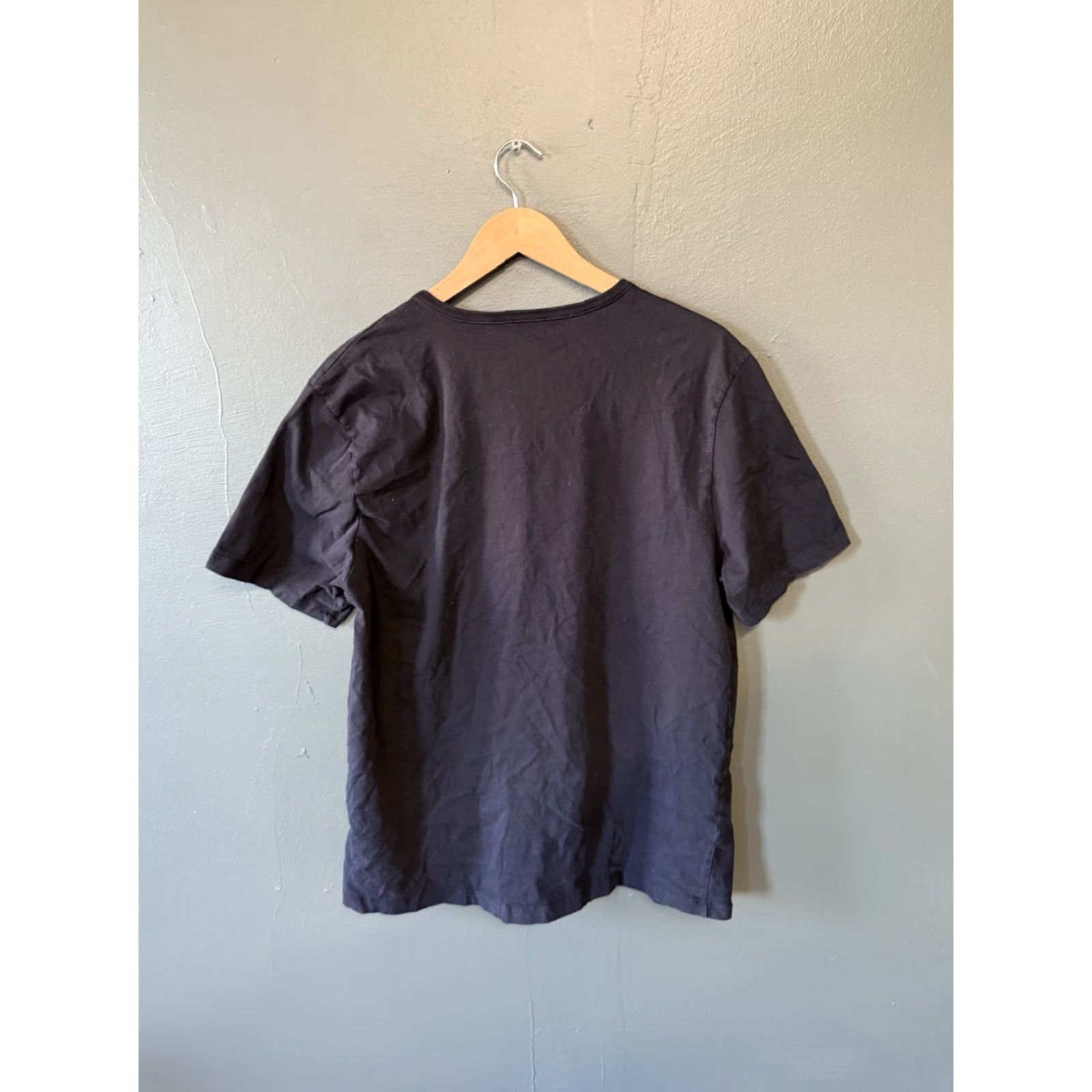 Hugo Boss Hugo Boss Mens Black Short Sleeve V-neck Shirt XL Size US XL / EU 56 / 4 - 2 Thumbnail
