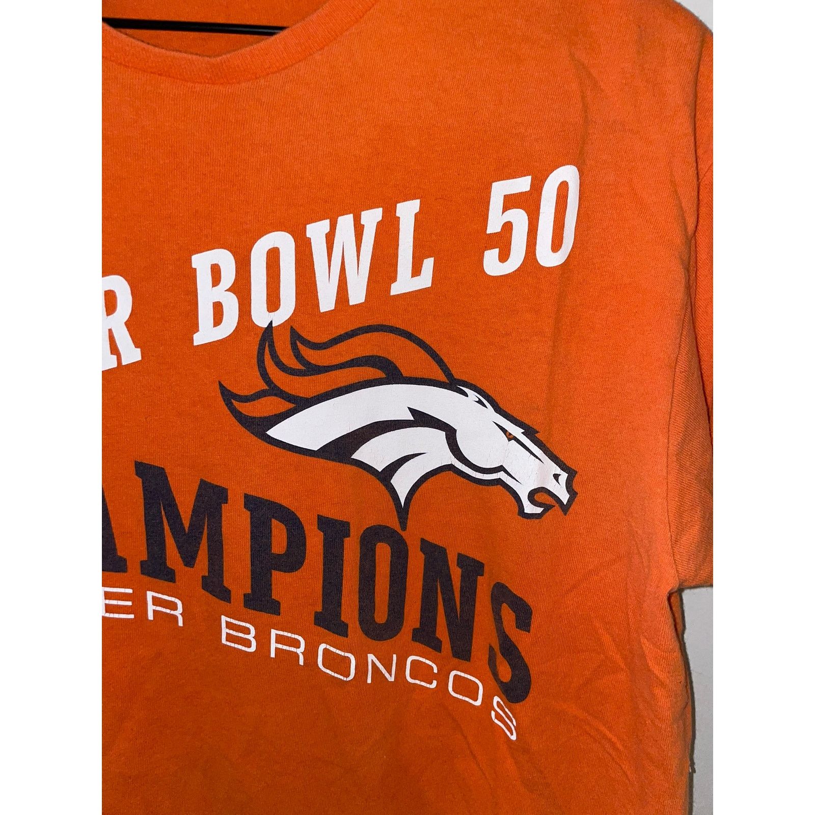 NFL NFL Denver Broncos Super Bowl 50 Champs Roster Shirt M Size US M / EU 48-50 / 2 - 3 Thumbnail