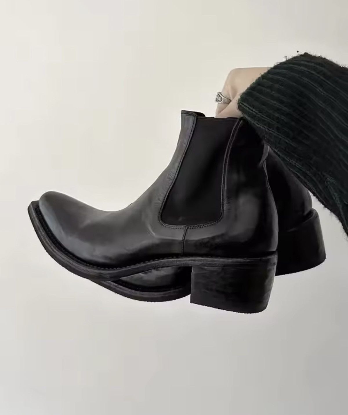 Real Cow Genuine Leather Designer British Chelsea Boots in Black, Men's (Size 6.5)
