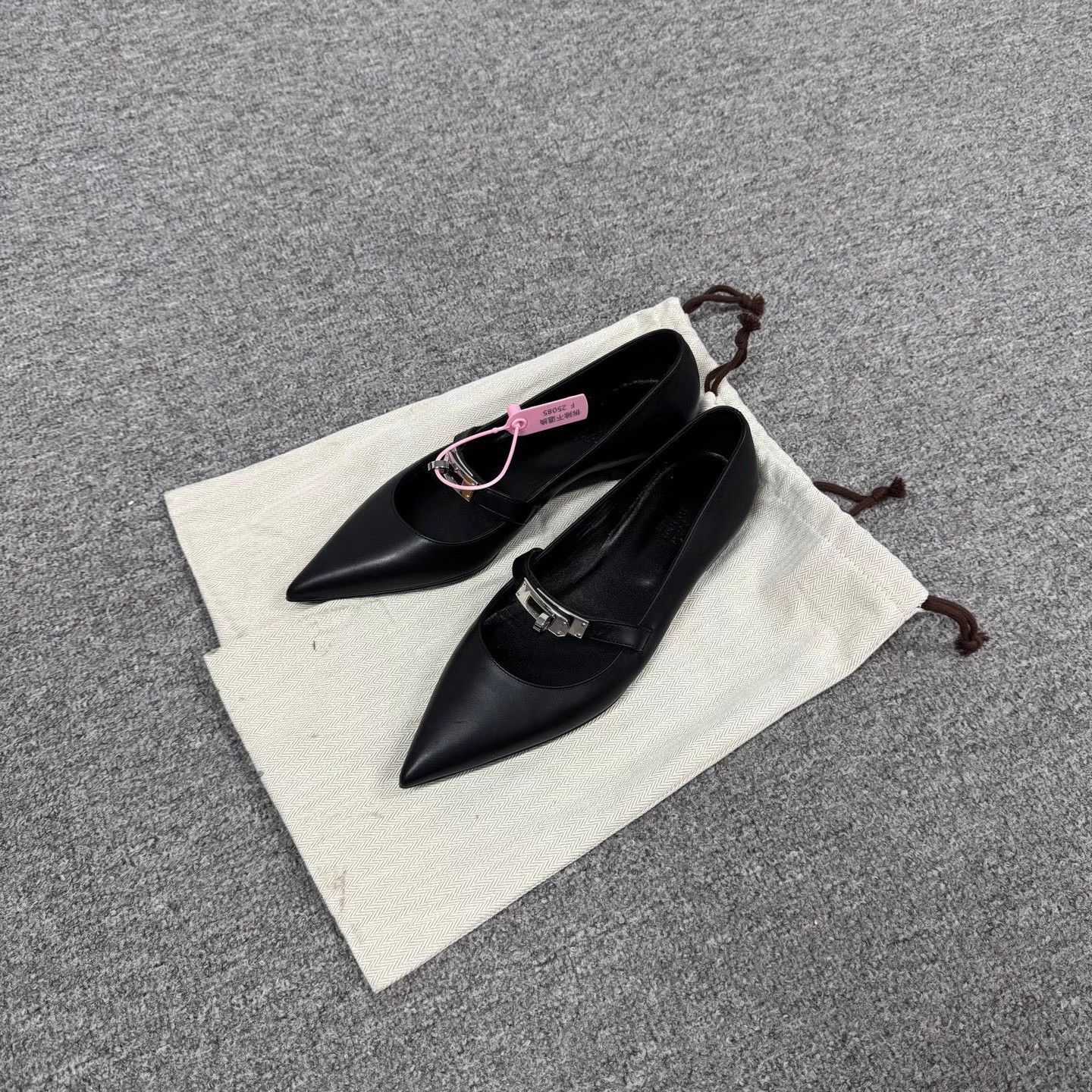 Hermes Hermes Black Silver Kelly Buckle PT Flat 36.5 98N Size US 5.5 / IT 35.5 - 1 Thumbnail