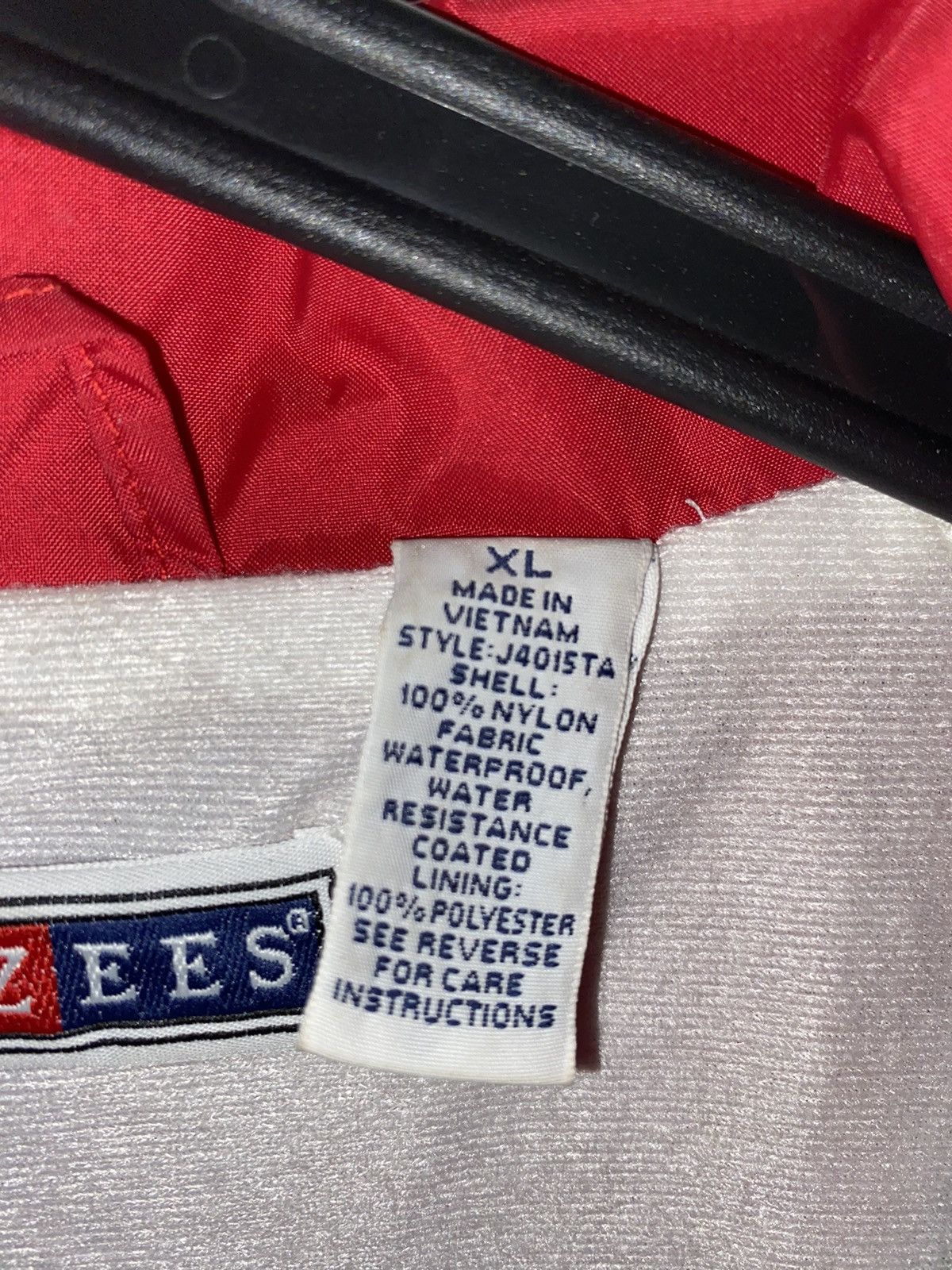Vintage United Studios of SELF DEFENSE Size US XL / EU 56 / 4 - 5 Thumbnail
