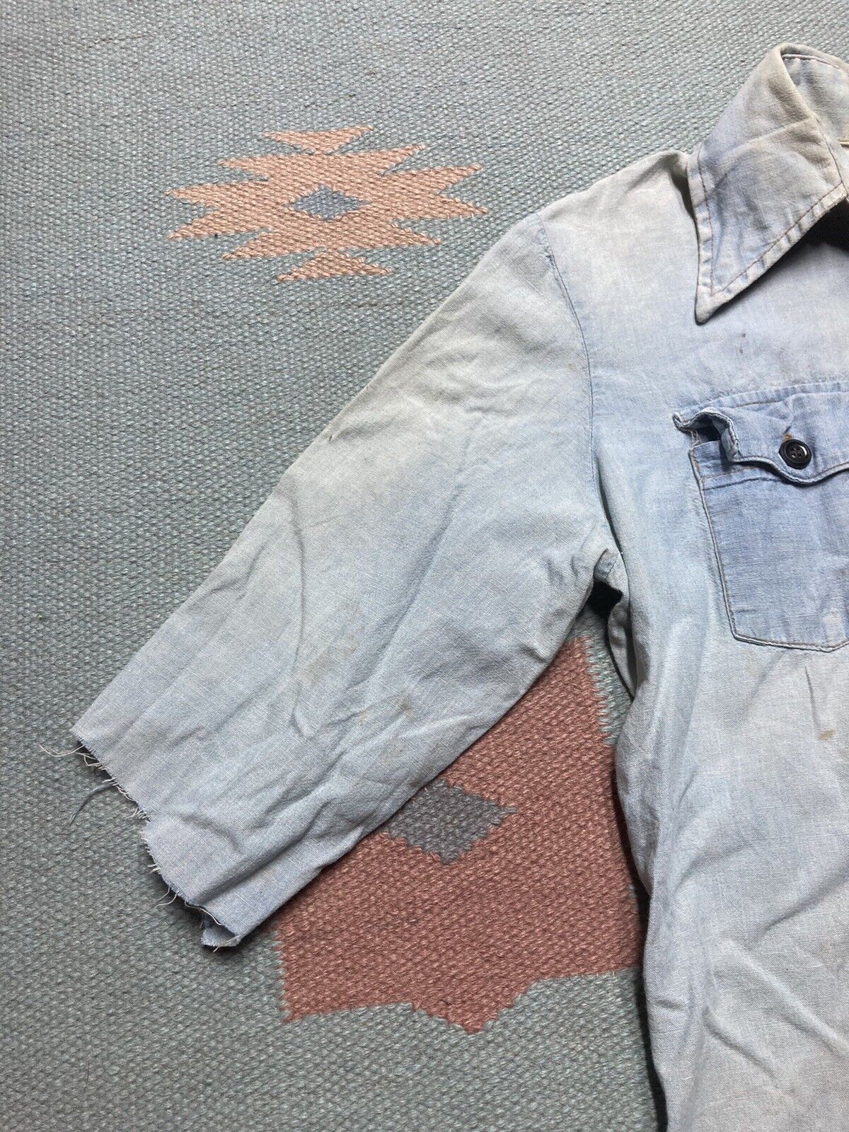 Levi's × Vintage 70s Levi’s chambray shirt orange tab distressed farm medium Size US M / EU 48-50 / 2 - 4 Thumbnail