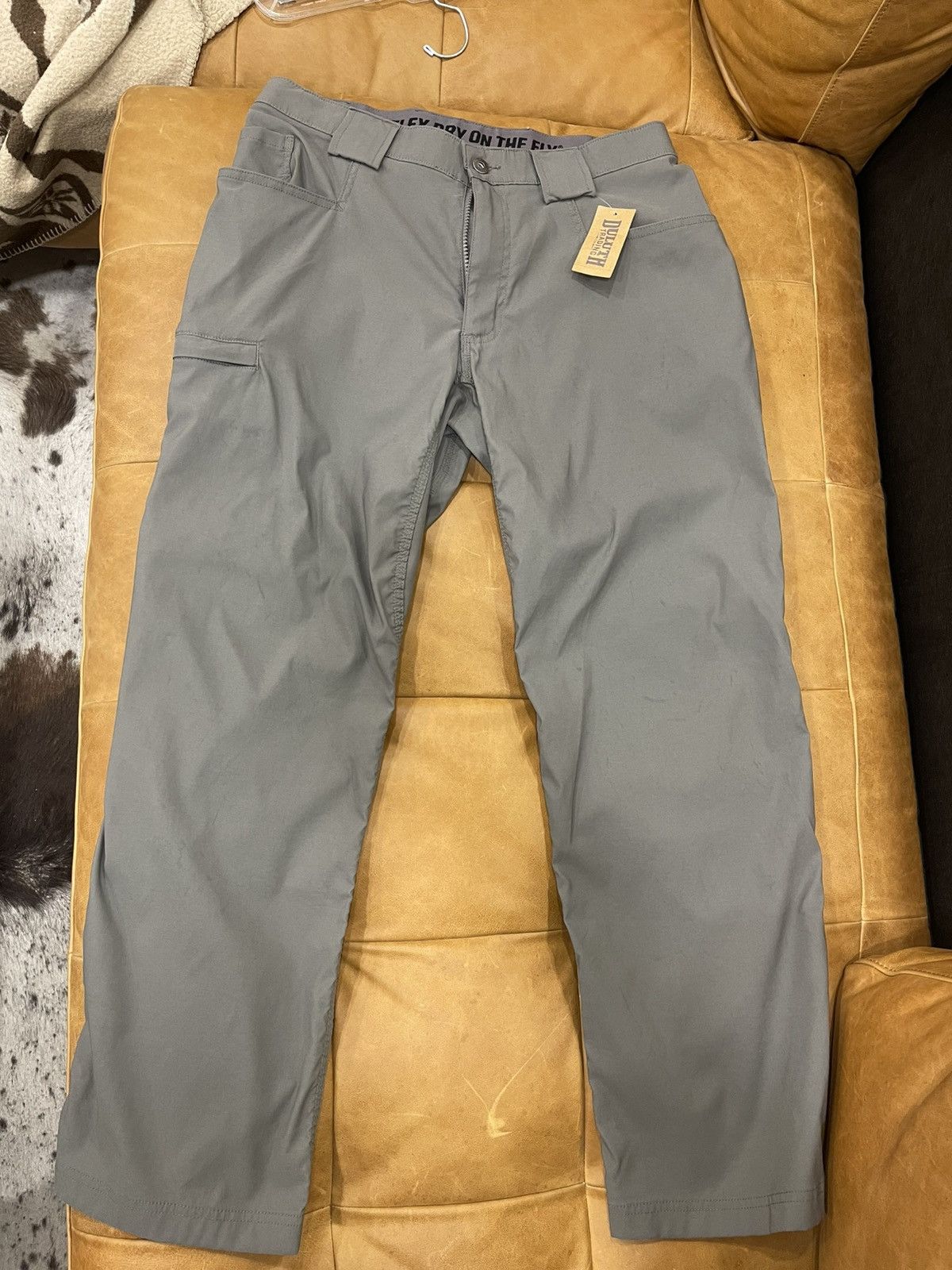 Duluth Trading Company NWT Duluth Trading Mens Dry On The Fly Relaxed Hiking Pants Size US 32 / EU 48 - 3 Thumbnail