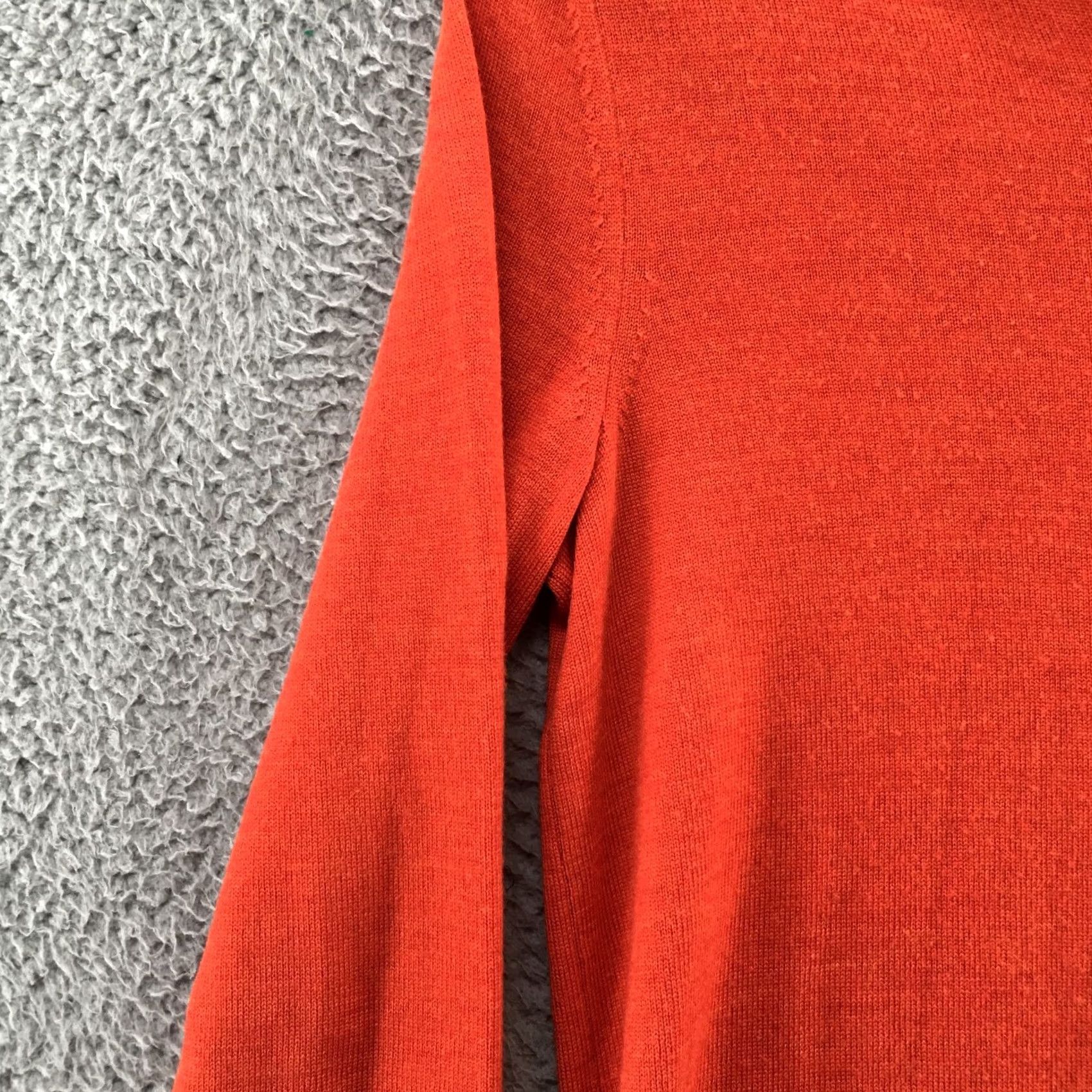Banana Republic Banana Republic Sweater Mens S Orange Long Sleeve V-neck Merino Extra Fine Wool Shirt Size US S / EU 44-46 / 1 - 5 Thumbnail