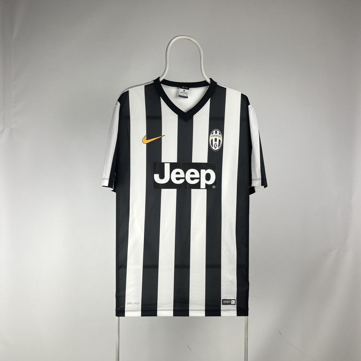 Nike Juventus FC 2013-14 Home Soccer Jersey Nike Mens Size US XL / EU 56 / 4 - 1 Thumbnail