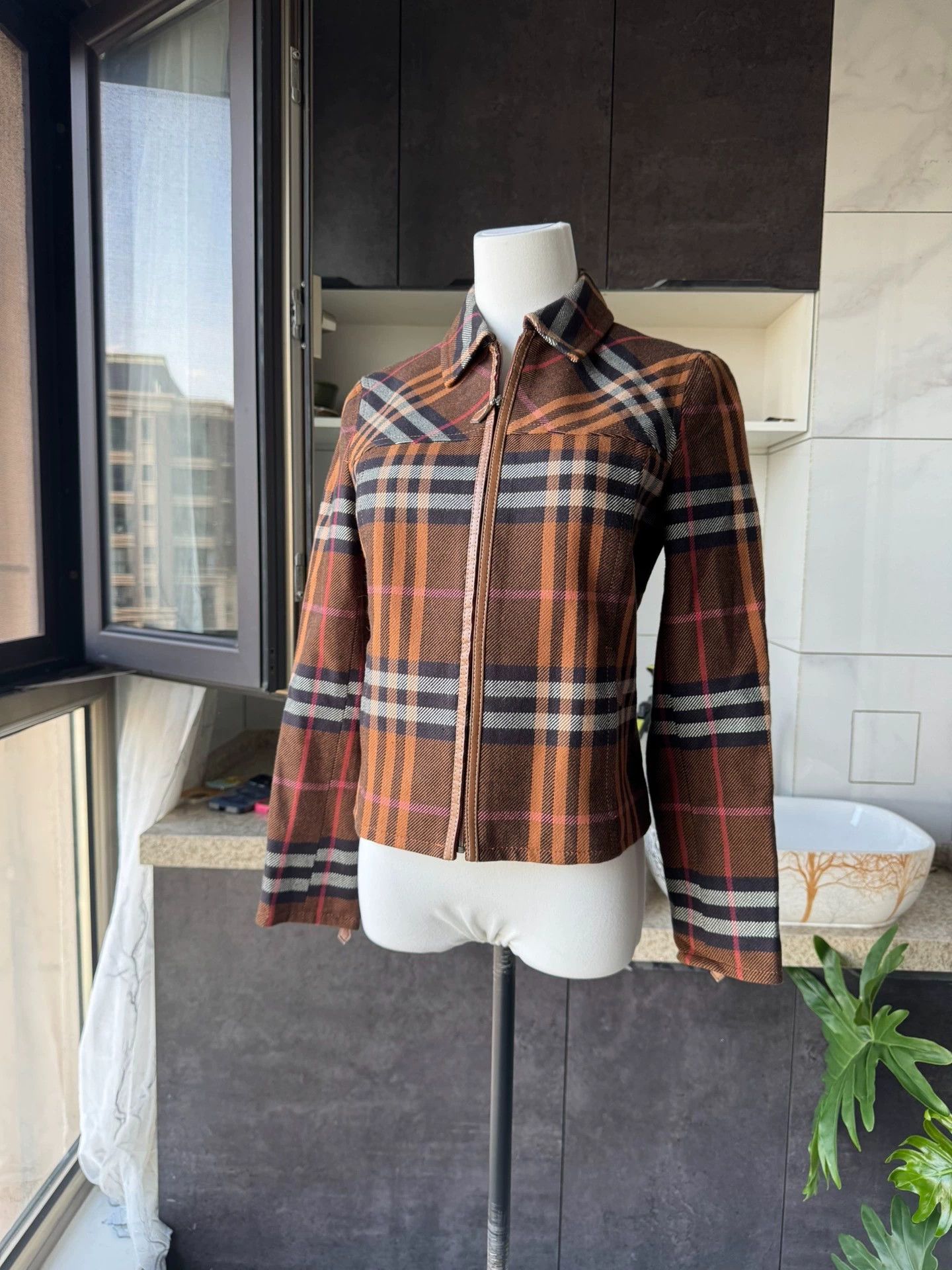 Burberry Vintage Burberry Plaid Jacket Size US XS / EU 42 / 0 - 1 Thumbnail