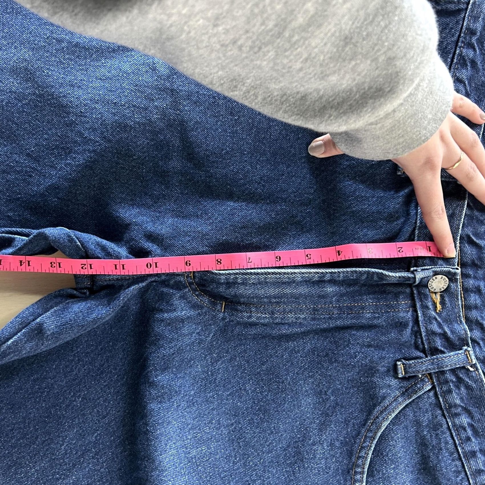 Vintage VINTAGE Rustler Jeans Mens 44x30 Blue Dark Wash Denim Straight Relaxed Fit Jeans Mens 44 Regular Dark Blue Pockets Zip Size US 44 / EU 60 - 5 Thumbnail