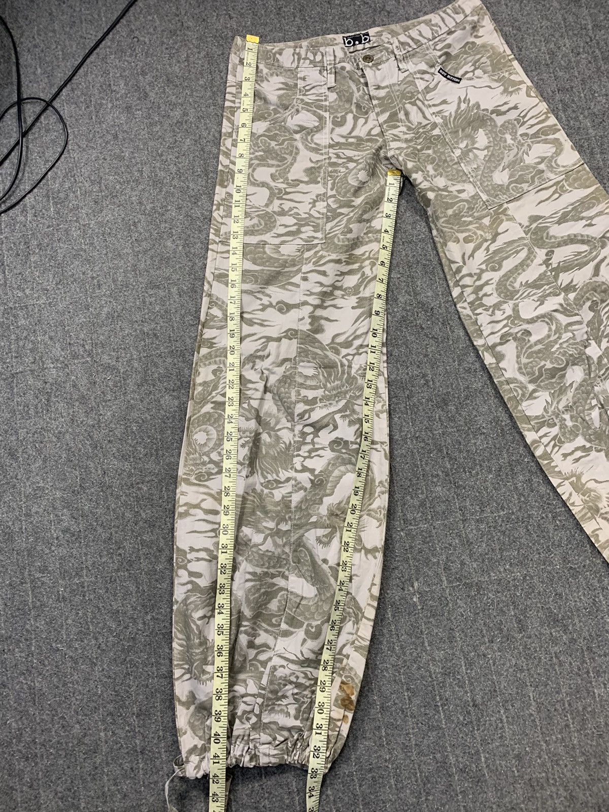 Japanese Brand Hype Body Butter Japan Dragon Design Camo Pant Denim Size US 31 - 18 Thumbnail
