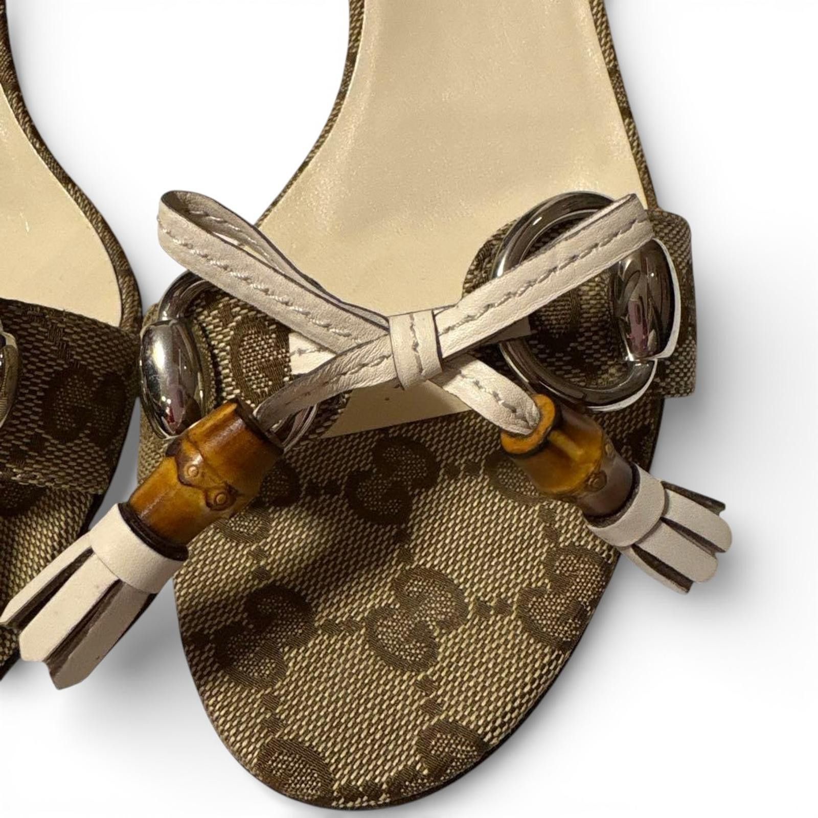 Gucci Gucci - 24.5cm Monogram Canvas Mules Bamboo Leather Size US 7.5 / IT 37.5 - 2 Thumbnail