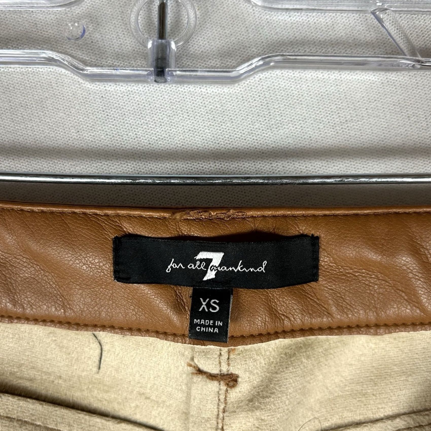 7 For All Mankind 7 For All Mankind Faux Leather Wide-Leg Cropped Pants Women's XS Tan Casual Size 26" / US 2 / IT 38 - 6 Thumbnail