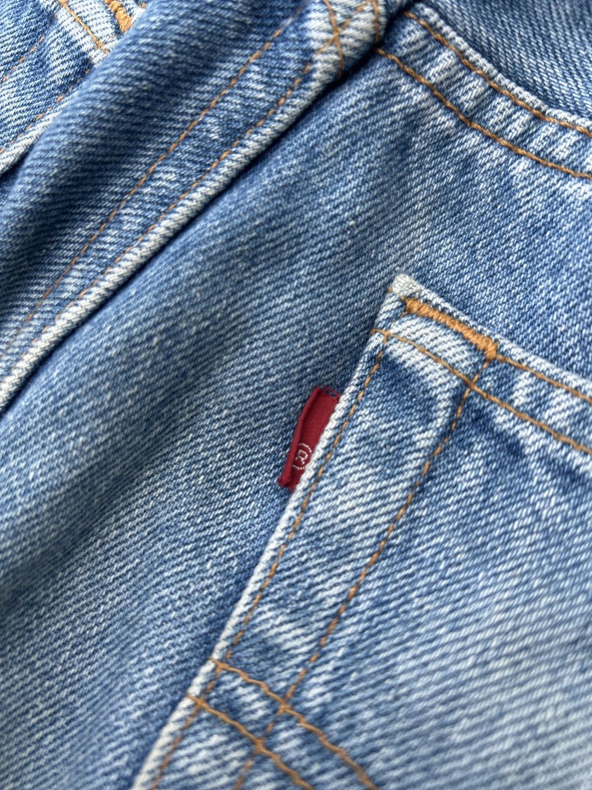 Levi's × Vintage Vintage Levi’s 501 red tap made in USA Size US 33 - 6 Thumbnail