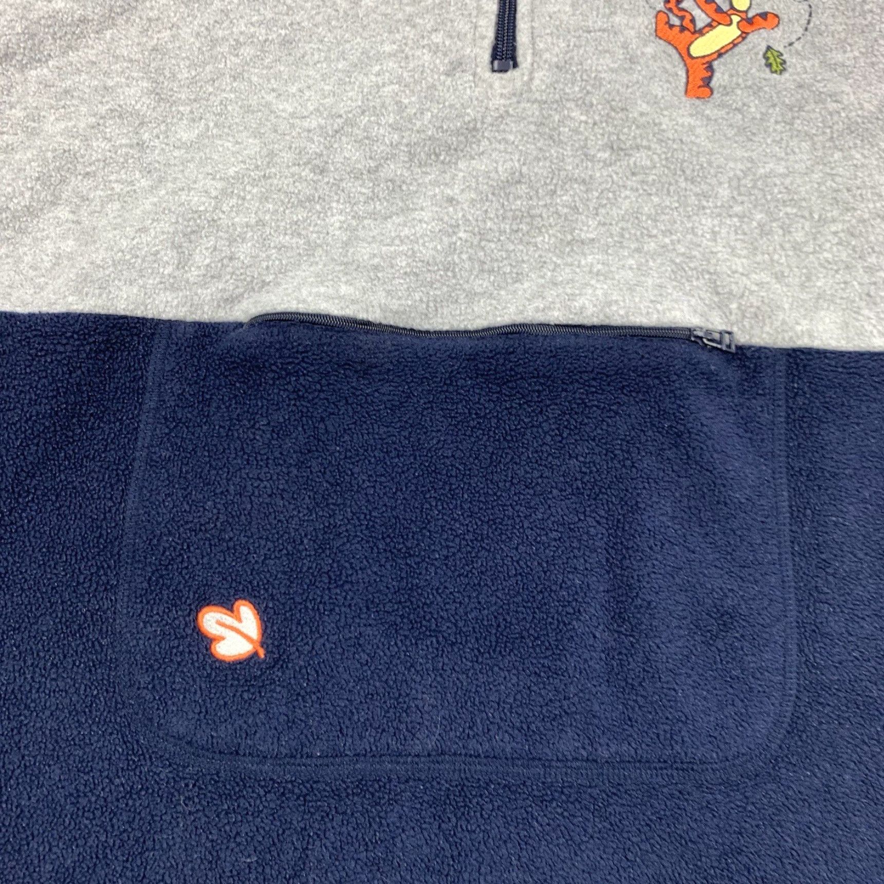 Vintage VINTAGE Winnie the Pooh Tigger Fleece Jacket Womens XL Blue Gray Fall Winter 90s Size XL / US 12-14 / IT 48-50 - 2 Thumbnail
