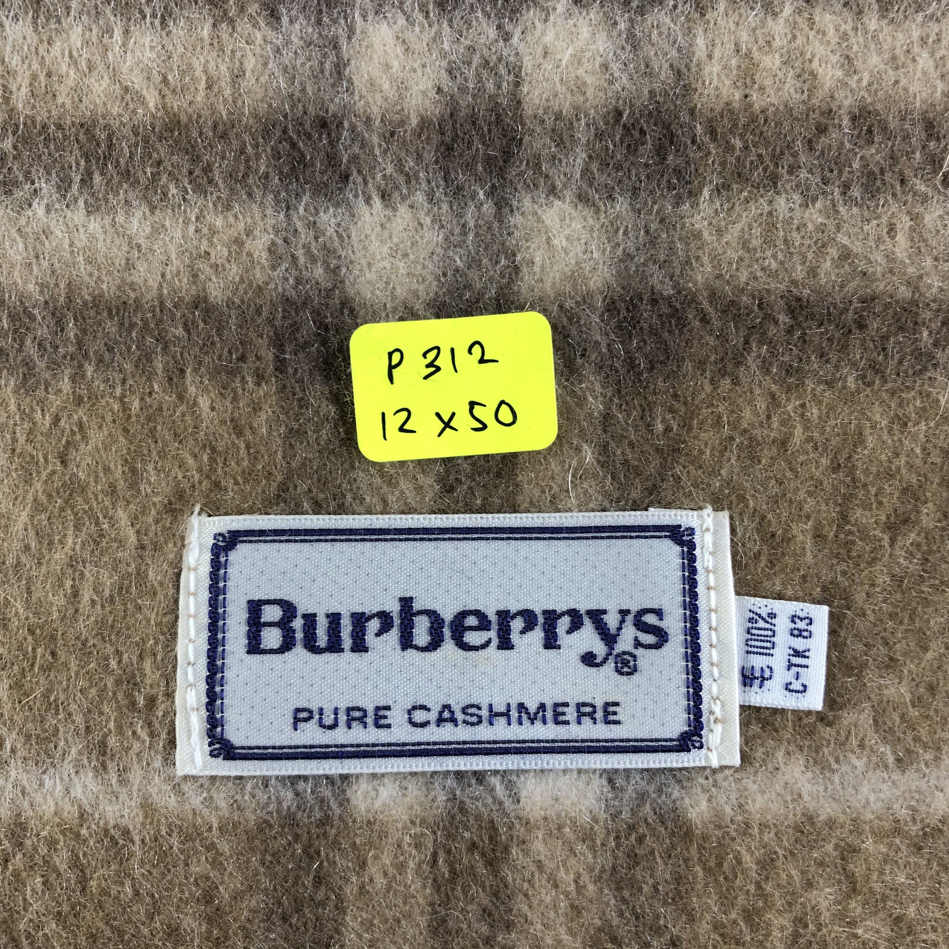 Burberry Burberrys Pure Cashmere Scarf / Muffler / Neckwear P312 Size ONE SIZE - 6 Thumbnail