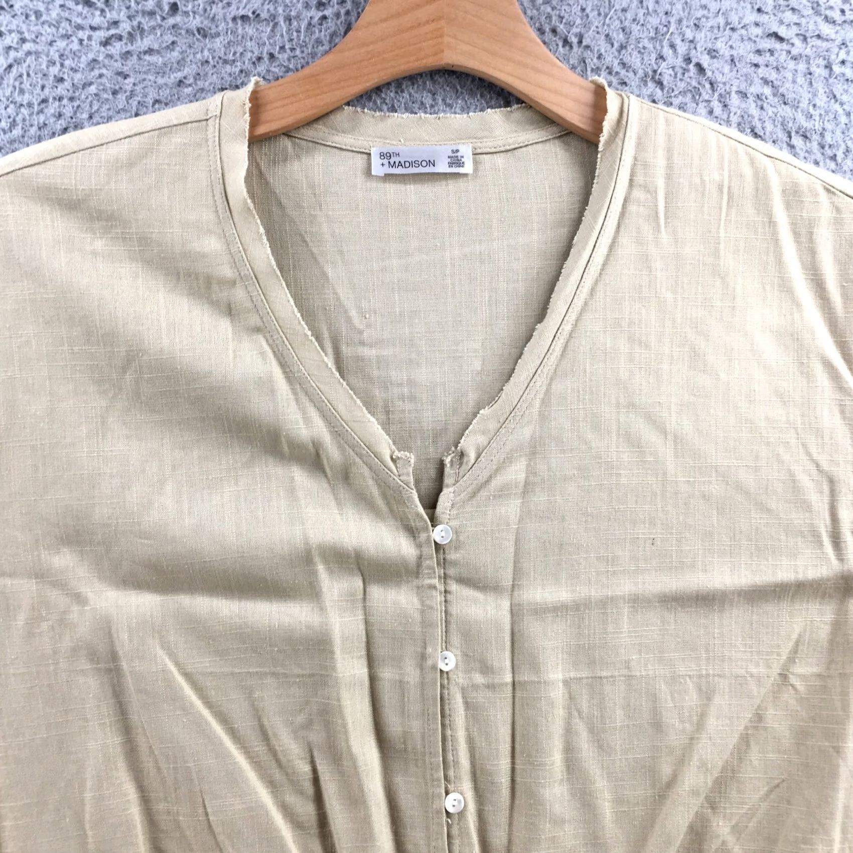Vintage 89th And Madison Tie Front Blouse Womens Small Beige Short Sleeves Button Up NEW Size S / US 4 / IT 40 - 2 Thumbnail