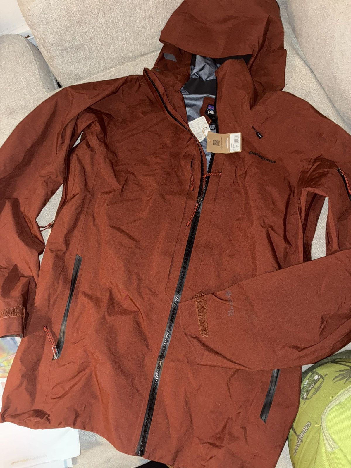 Patagonia Patagonia NWT Powslayer gore-tex pro jacket medium Size US M / EU 48-50 / 2 - 1 Thumbnail