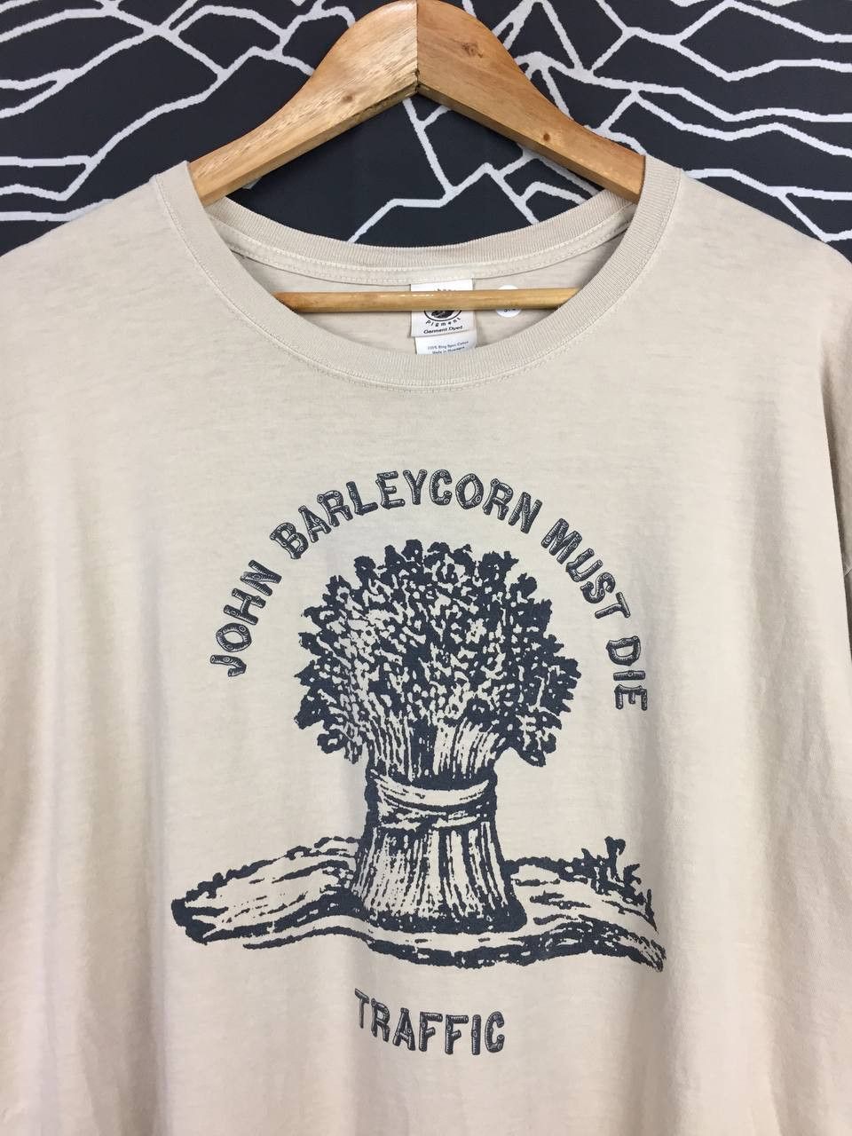 Band Tees Vtg Traffic Rock Band John Barleycorn Must Die Album Tee Size US XL / EU 56 / 4 - 3 Thumbnail
