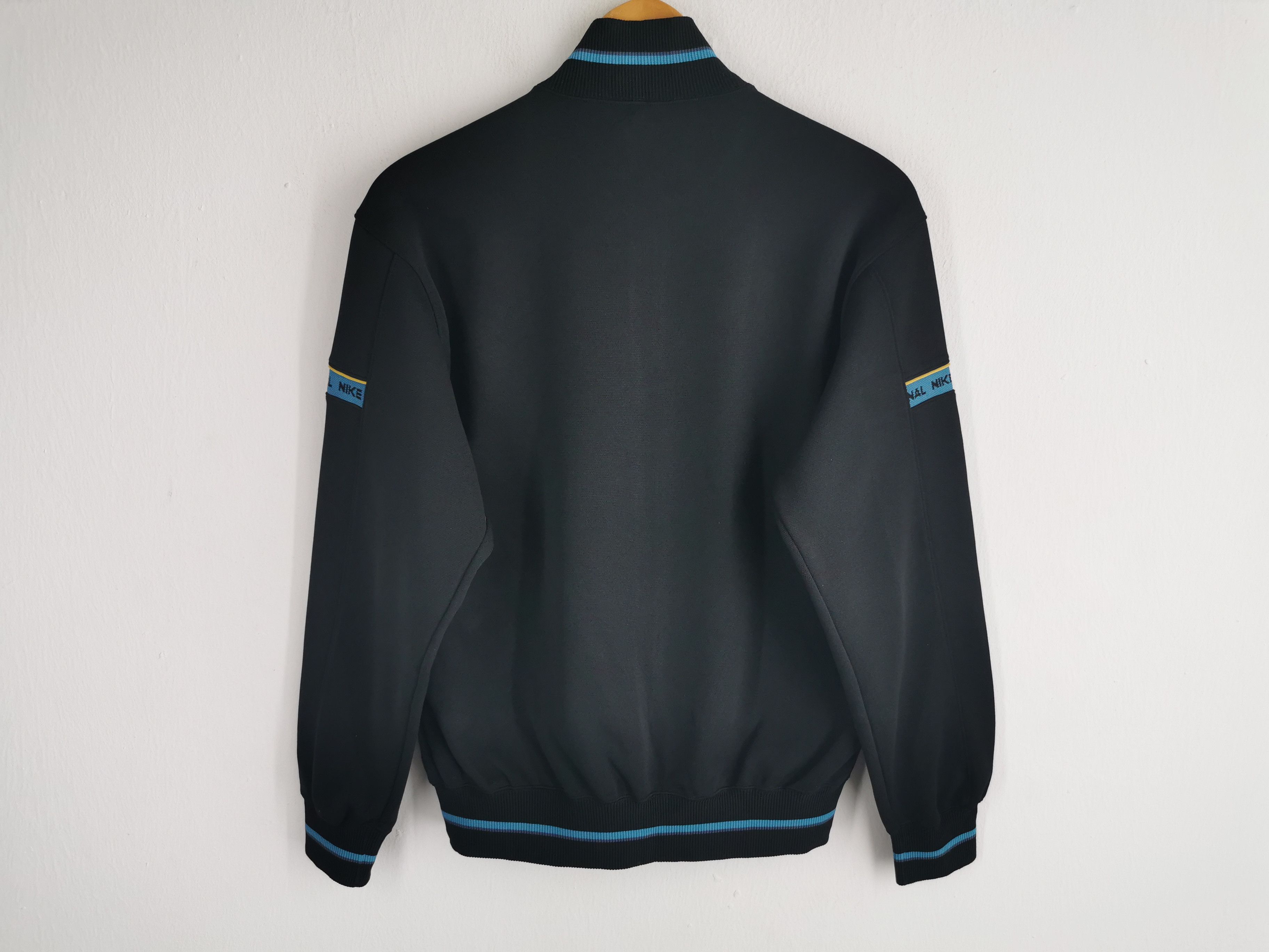 Nike Vintage 00s Nike International Track Top Made In Japan Size US M / EU 48-50 / 2 - 3 Thumbnail