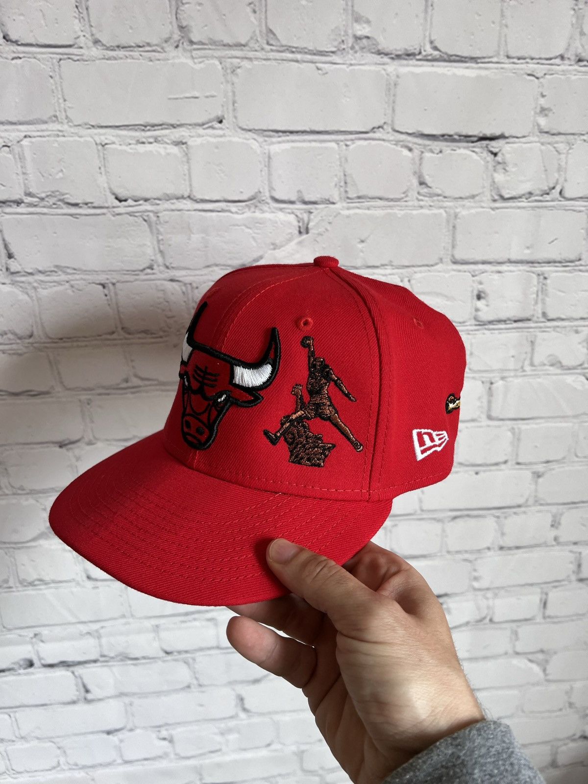 New Era Chicago Bulls Customized New Era Fitted Hat Size ONE SIZE - 2 Thumbnail