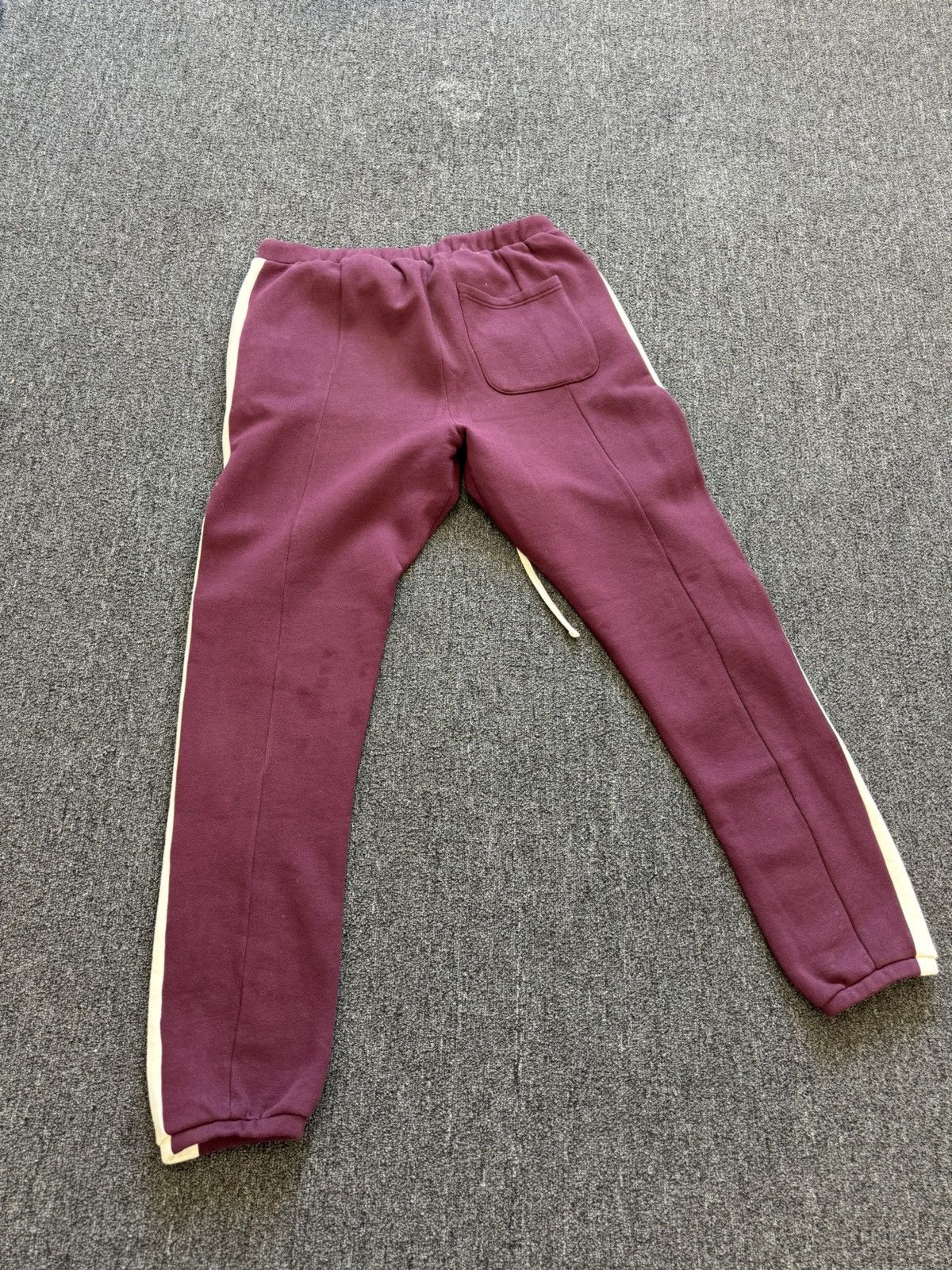Essentials × FOG FOG ESSENTIALS BURGUNDY STRIPE SWEATPANTS SIZE LARGE Size US 34 / EU 50 - 2 Thumbnail