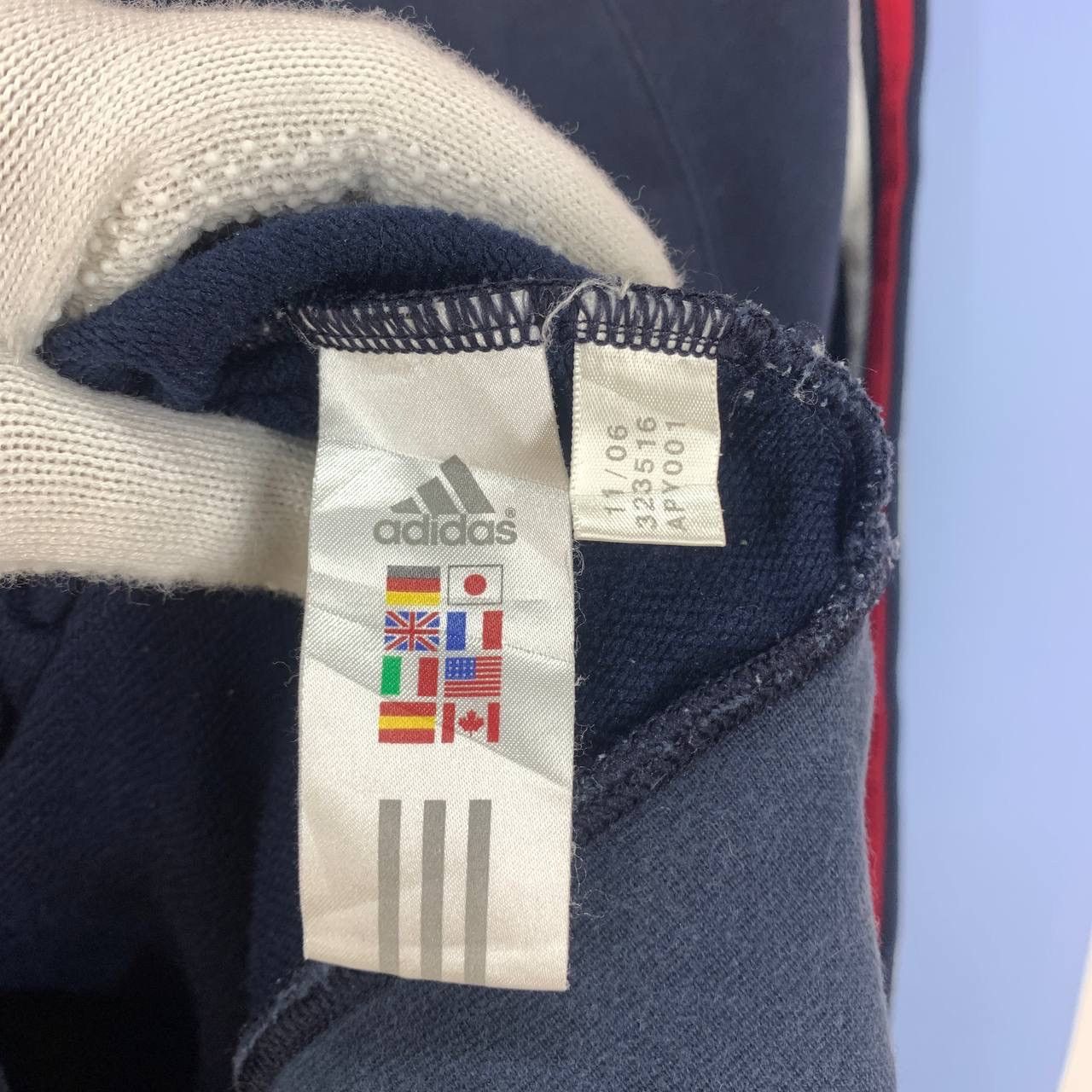 Adidas Y2K Vintage ADIDAS THREE STRIPE Sweatshirt #2469/AM Size US S / EU 44-46 / 1 - 10 Thumbnail