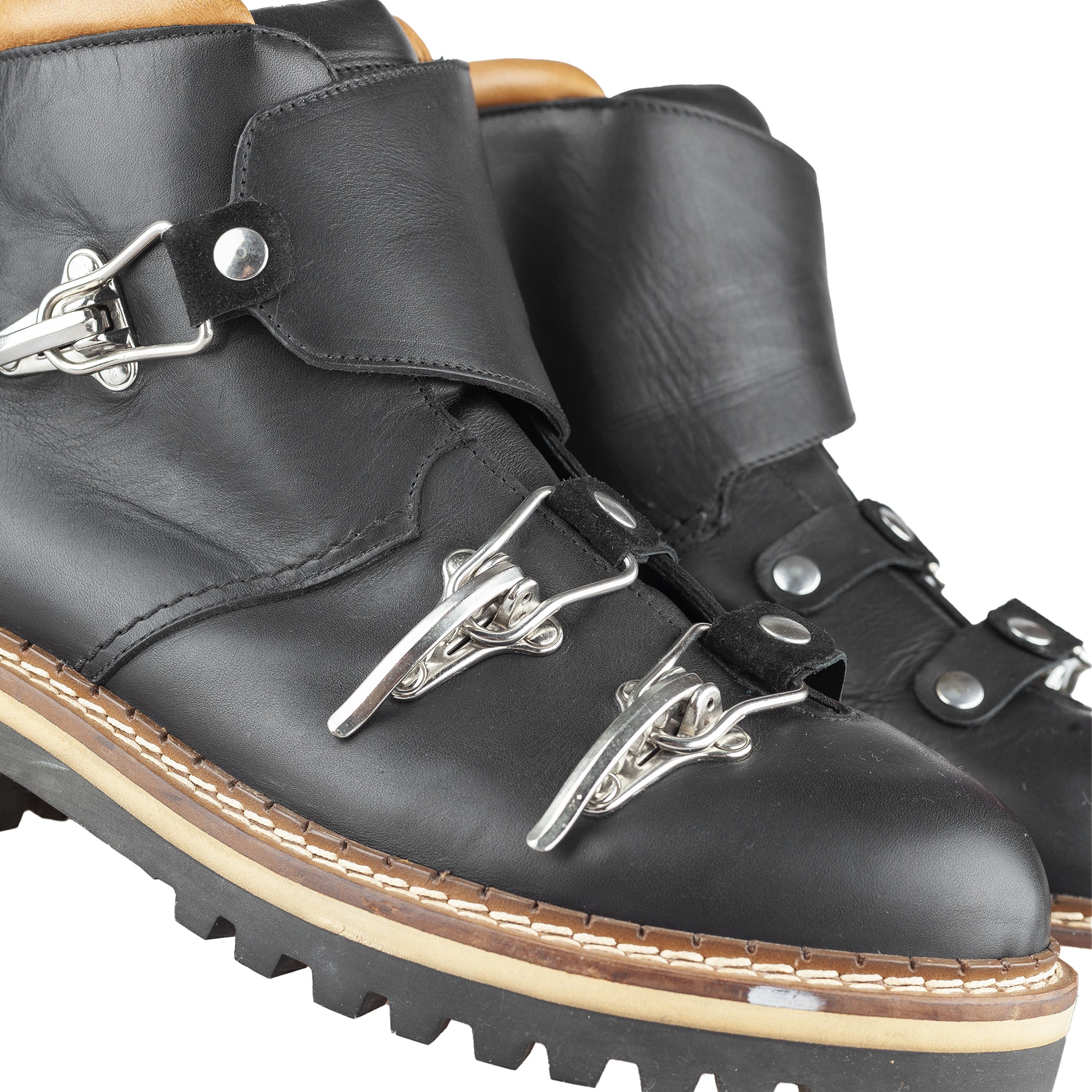 Moschino Moschino Black Leather Ski Buckle Boots (43 IT / 44 EU) Size US 11 / EU 44 - 5 Thumbnail