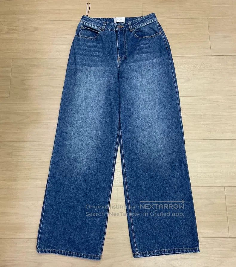 The Row The row size 2 Ladies' blue jeans Size 22" - 1 Thumbnail