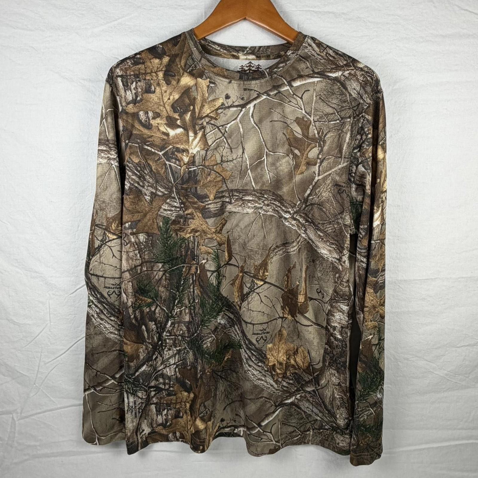 Realtree Tallwoods Element Wear Realtree camo long sleeve shirt #camo Size US M / EU 48-50 / 2 - 1 Thumbnail