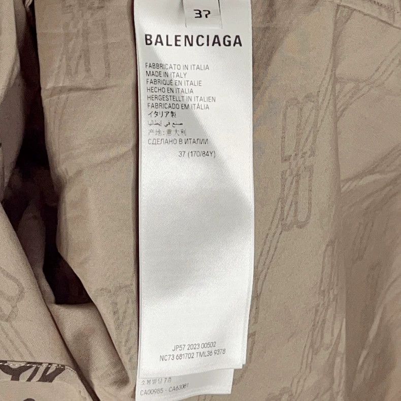 Balenciaga Balenciaga size 37 Single-breasted short-sleeved shirt wit Size US XS / EU 42 / 0 - 6 Thumbnail