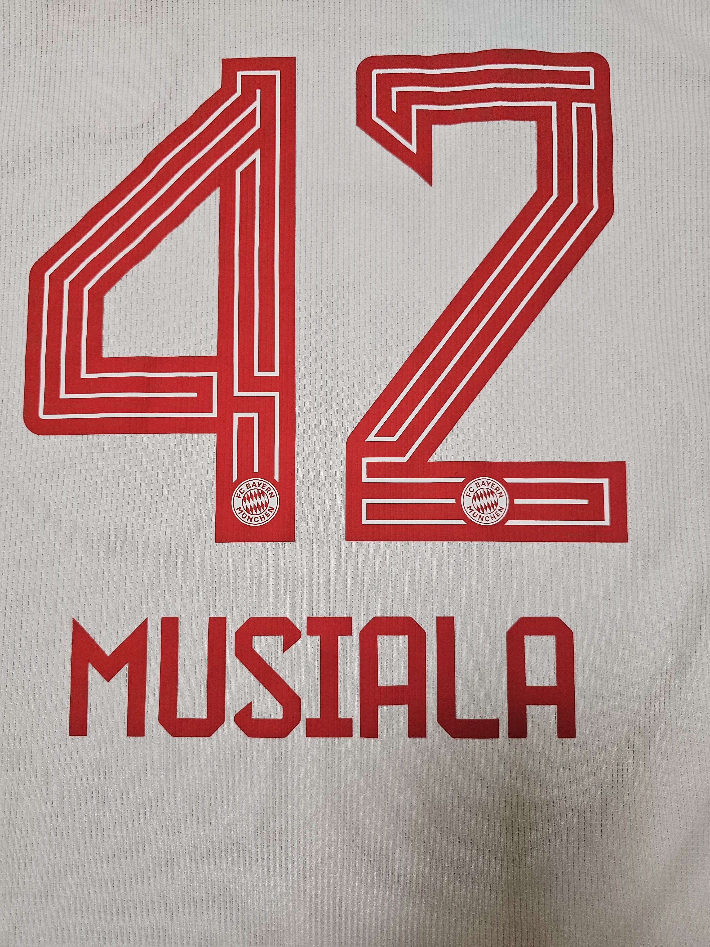 Adidas BAYERN MUNICH 2023 2024 HOME MUSIALA FOOTBALL SOCCER JERSEY Size US M / EU 48-50 / 2 - 6 Thumbnail