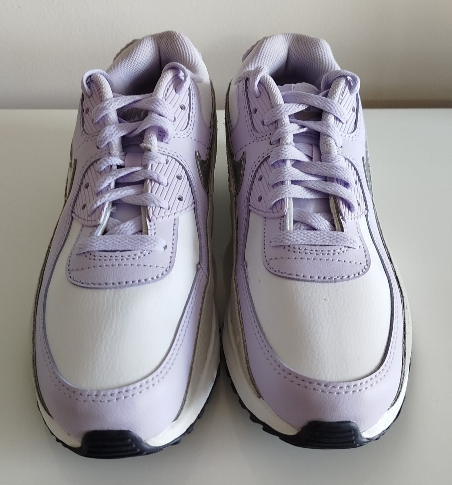 Nike Nike Air Max 90 White Violet Frost (GS) Size US 8.5 / IT 38.5 - 7 Thumbnail