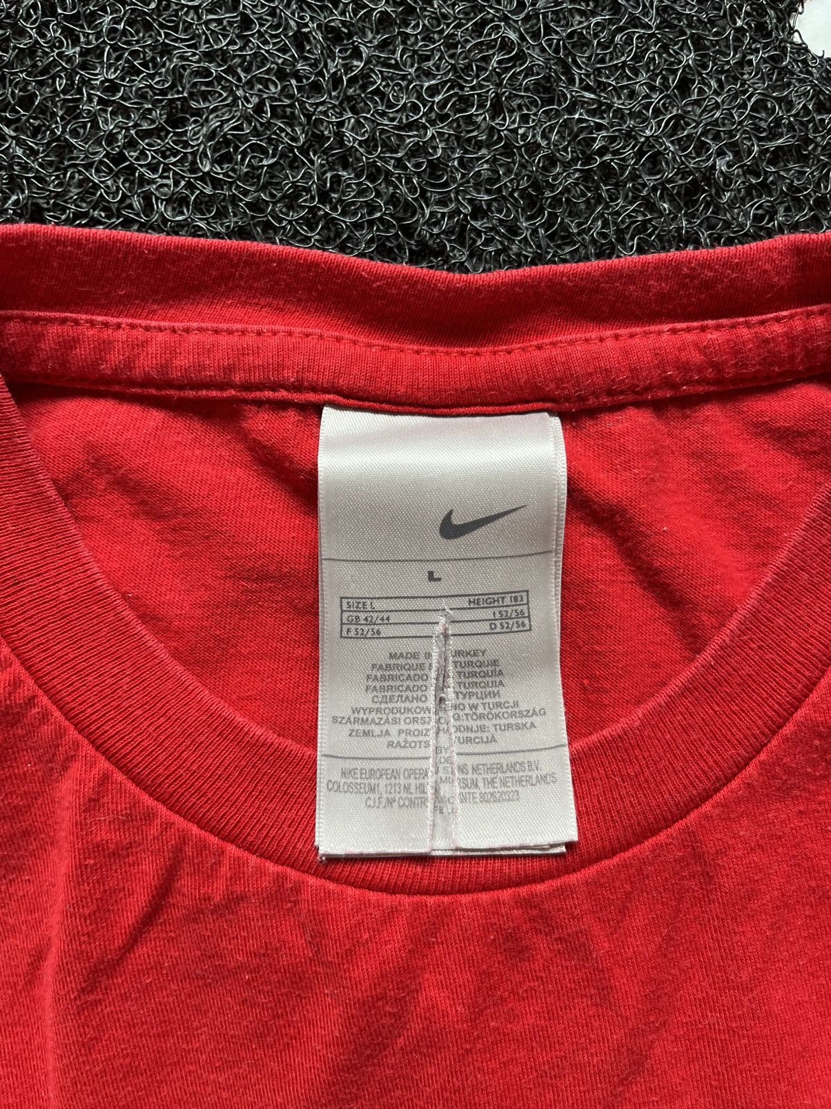 Nike × Vintage Vintage Nike Shox Red Big Logo Tee Y2K 00's Size L Men's Size US L / EU 52-54 / 3 - 3 Thumbnail