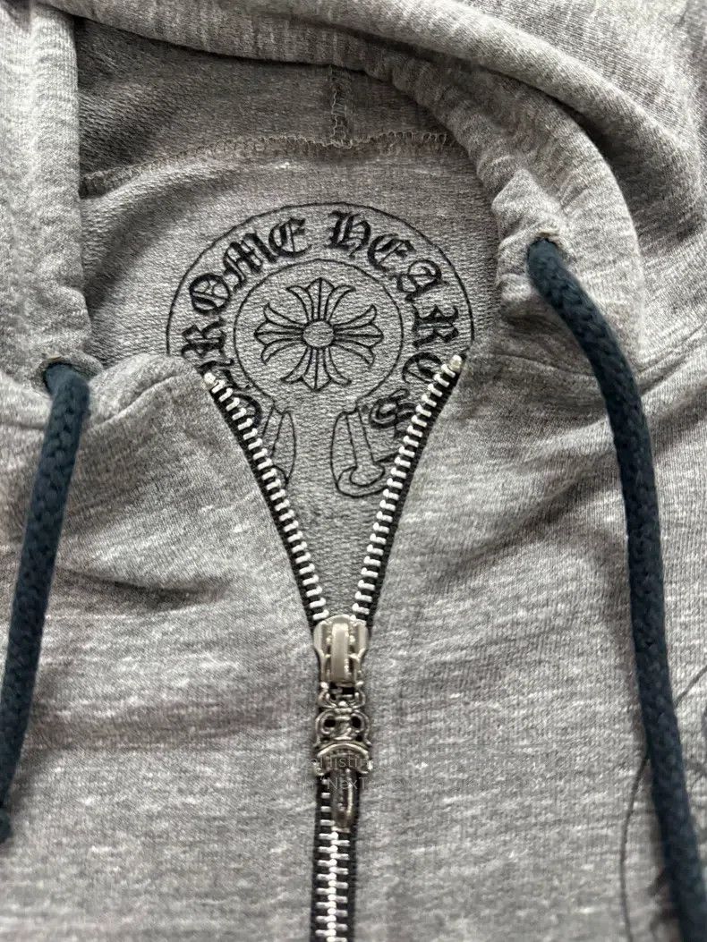 Chrome Hearts CHROME HEARTS Size M Gray horseshoe cross silver buckle zip Size US M / EU 48-50 / 2 - 2 Thumbnail