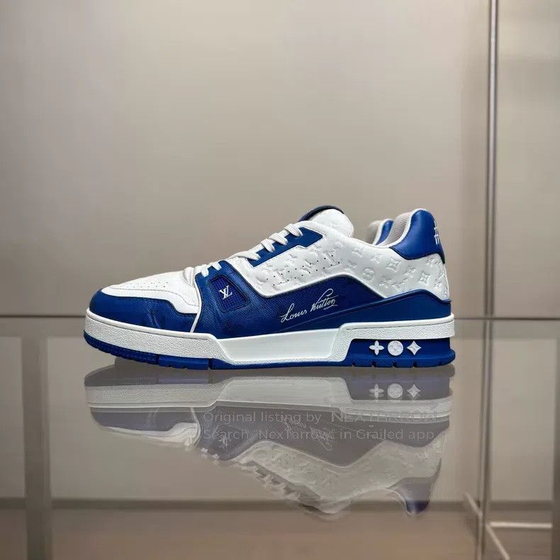 Louis Vuitton Louis Vuitton Trainer white and blue embossed full print s Size US 8 / EU 41 - 5 Thumbnail