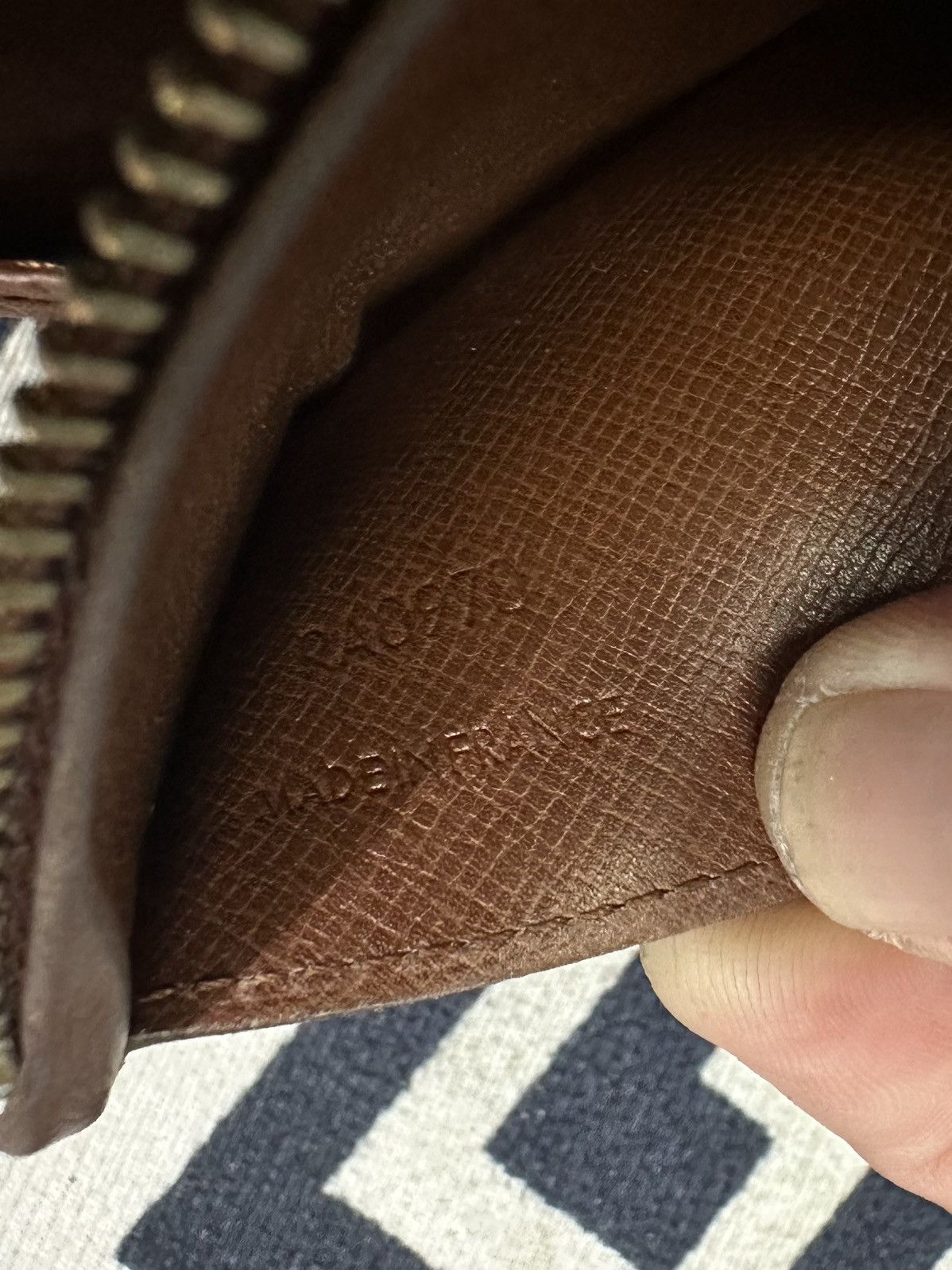 Louis Vuitton AUTHENTIC LOUIS VUITTON WALLET Size ONE SIZE - 16 Thumbnail