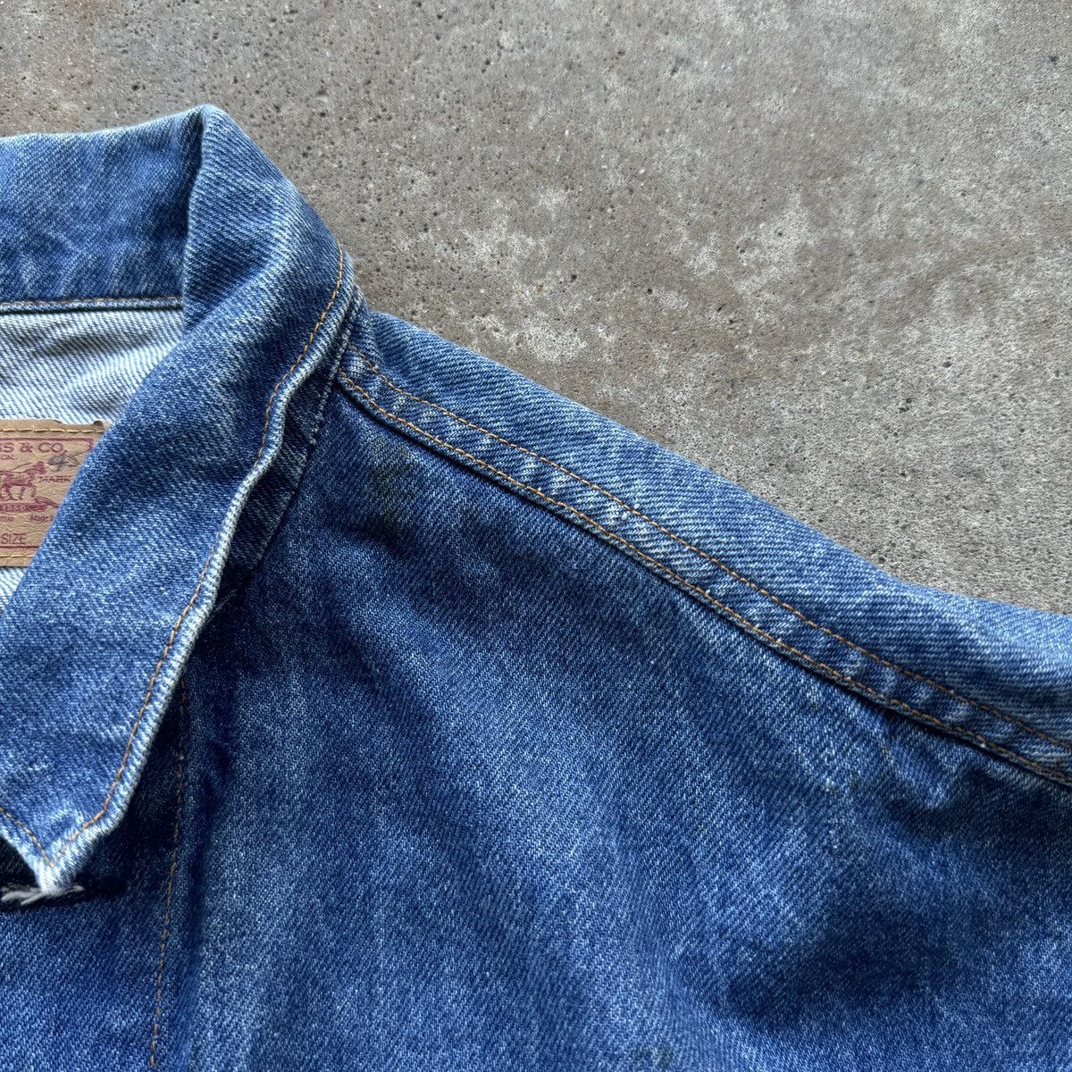 Levi's 80s Levi's Faded Denim Trucker Jacket Made in USA ERD Grunge Size US L / EU 52-54 / 3 - 10 Thumbnail