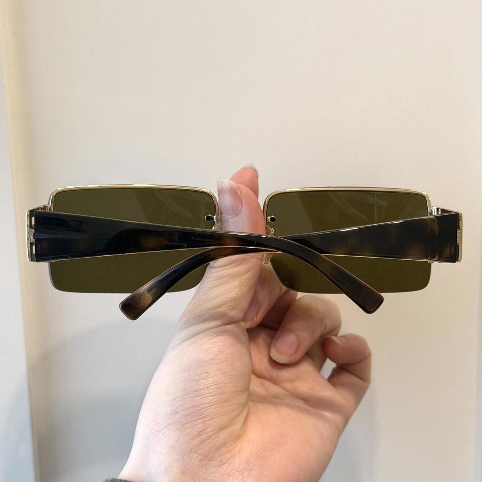 Versace Versace authentic rimless logo vintage sunglasses Size ONE SIZE - 8 Thumbnail