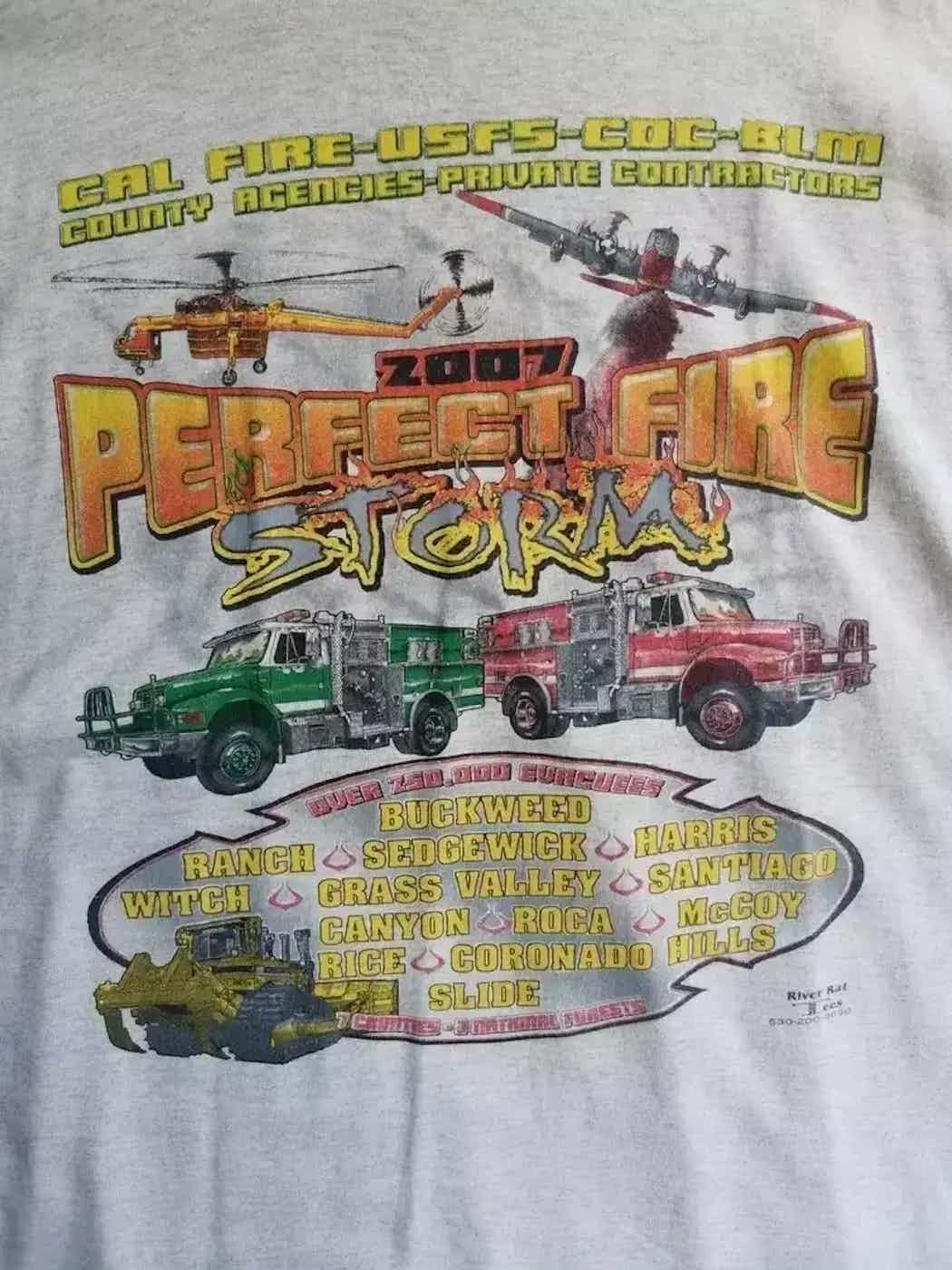 Other Vintage Perfect Fire Storm T-shirt Size US XXL / EU 58 / 5 - 5 Thumbnail