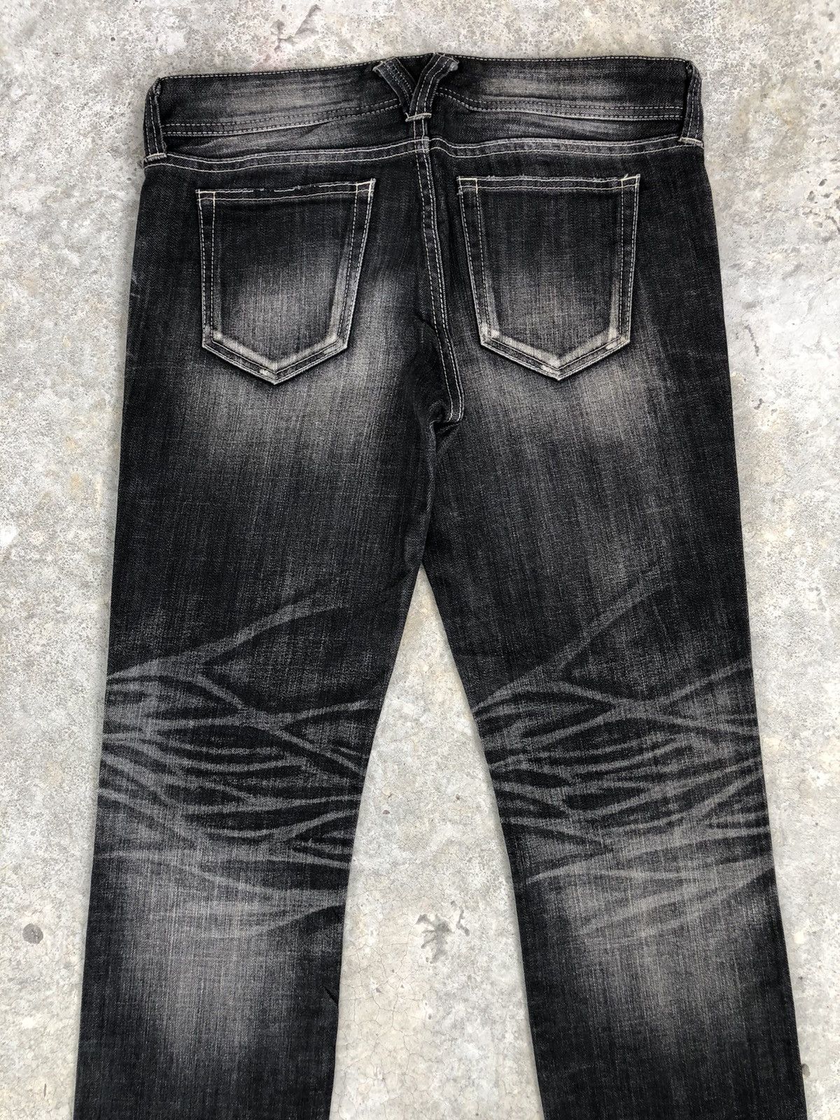 Vanquish Japanese Vanquish Distressed Jeans Skinny Jeans Size US 33 - 8 Thumbnail