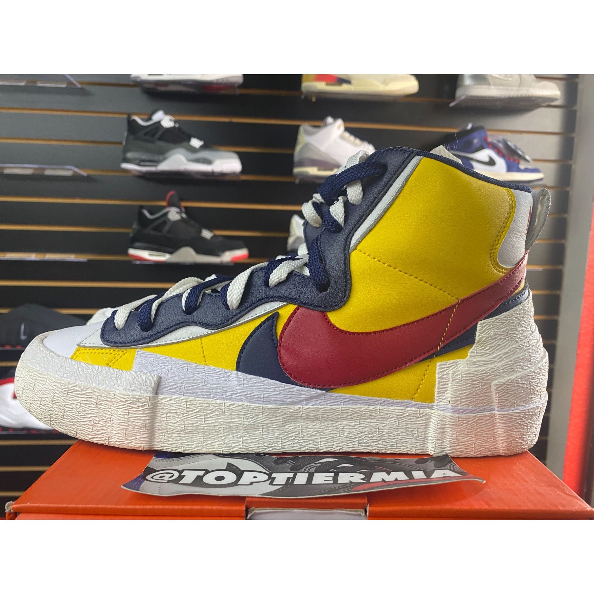 Nike NIKE BLAZER MID SACAI MAIZE NAVY SZ 12 Size US 12 / EU 45 - 3 Thumbnail